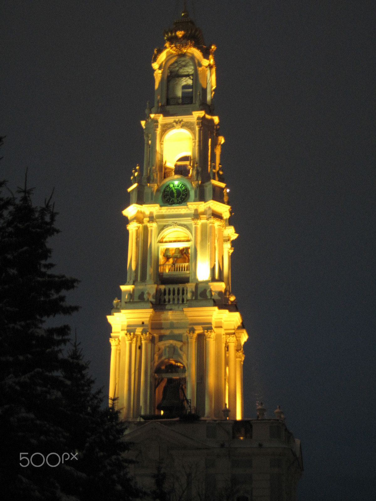 Canon PowerShot SD990 IS (Digital IXUS 980 IS / IXY Digital 3000 IS) sample photo. Trinity lavra of st. sergiu.christmas photography