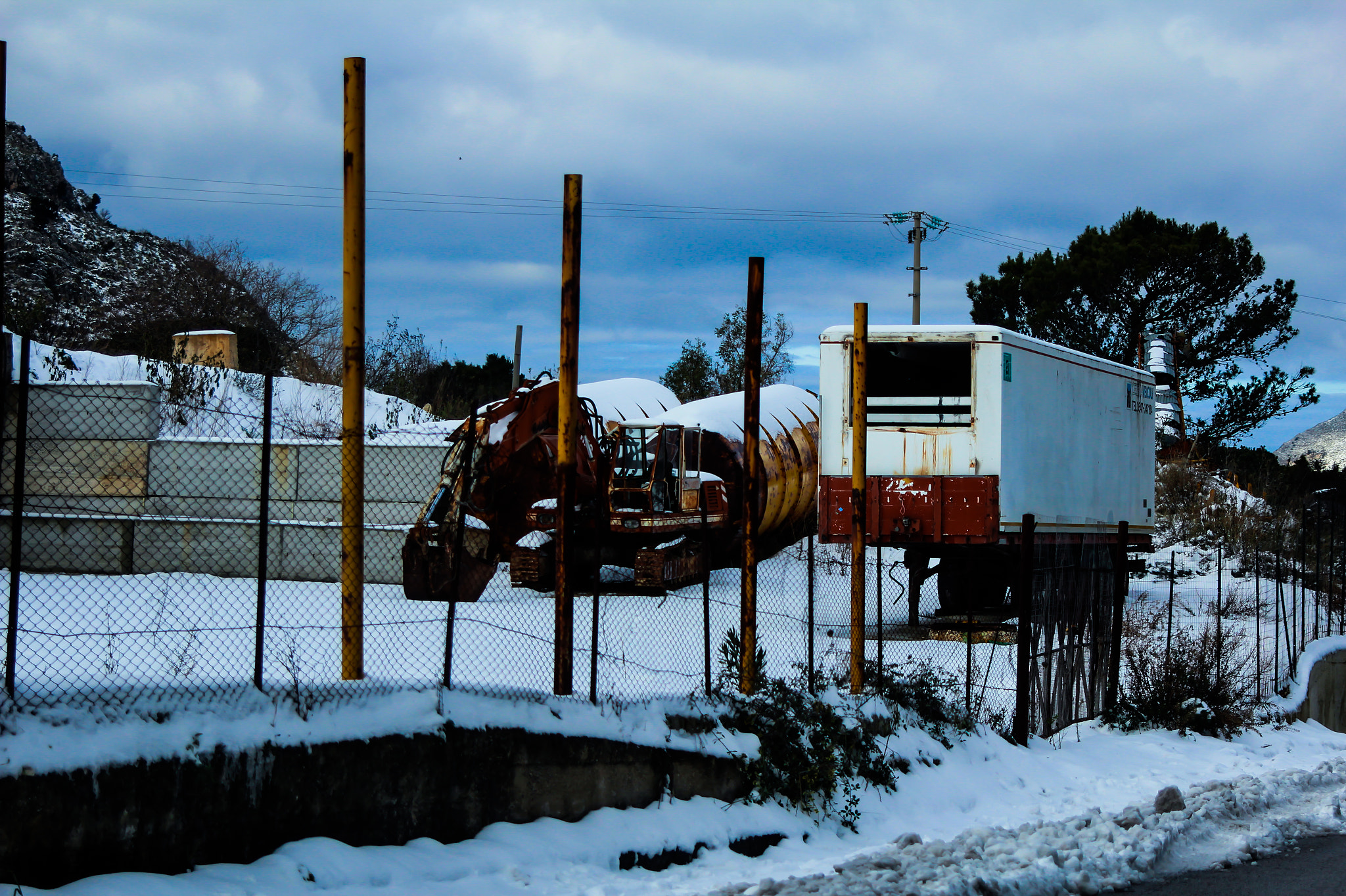 Canon EF 38-76mm f/4.5-5.6 sample photo
