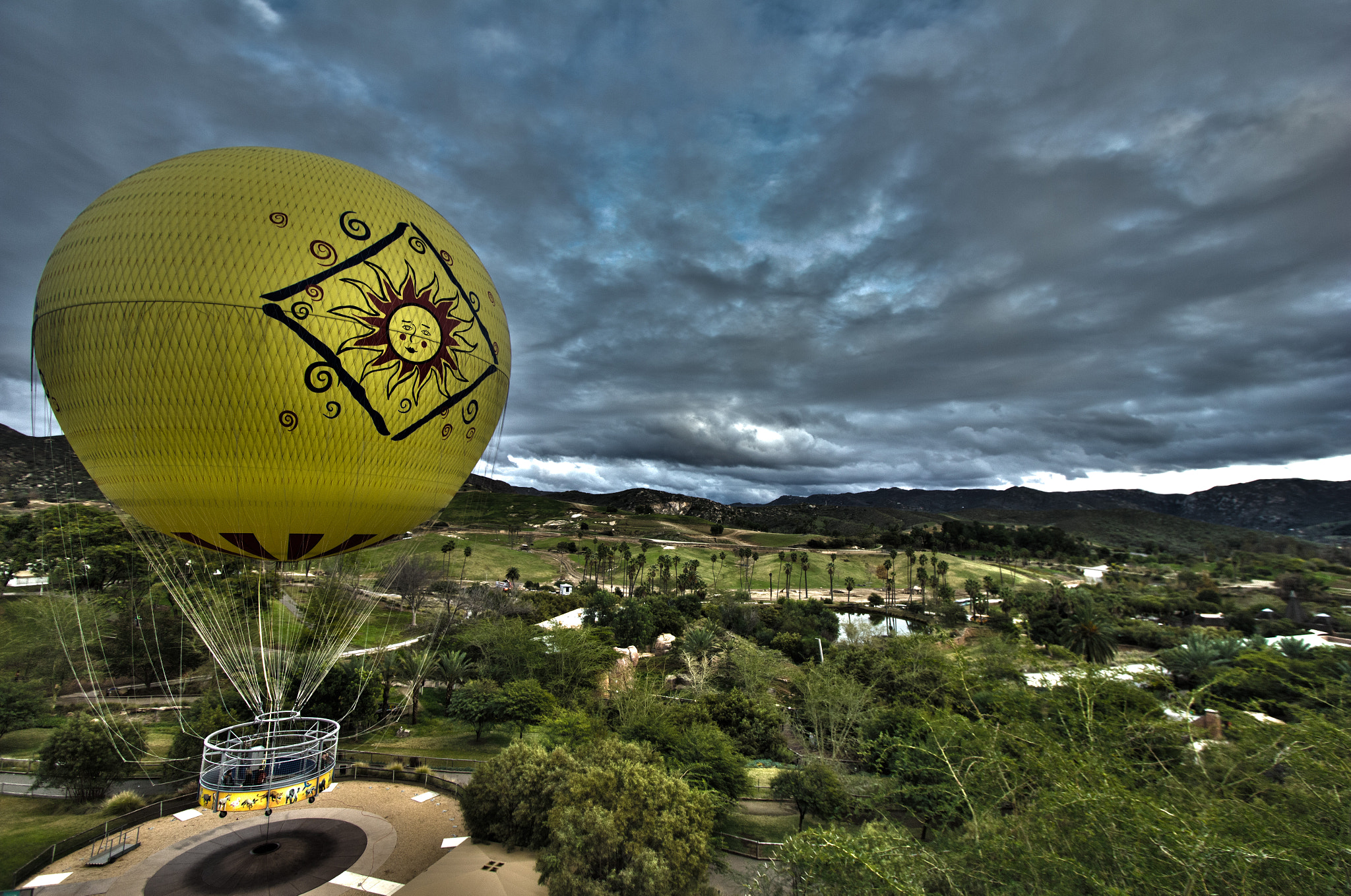 Canon EF-S 10-22mm F3.5-4.5 USM sample photo. Balloon safari photography