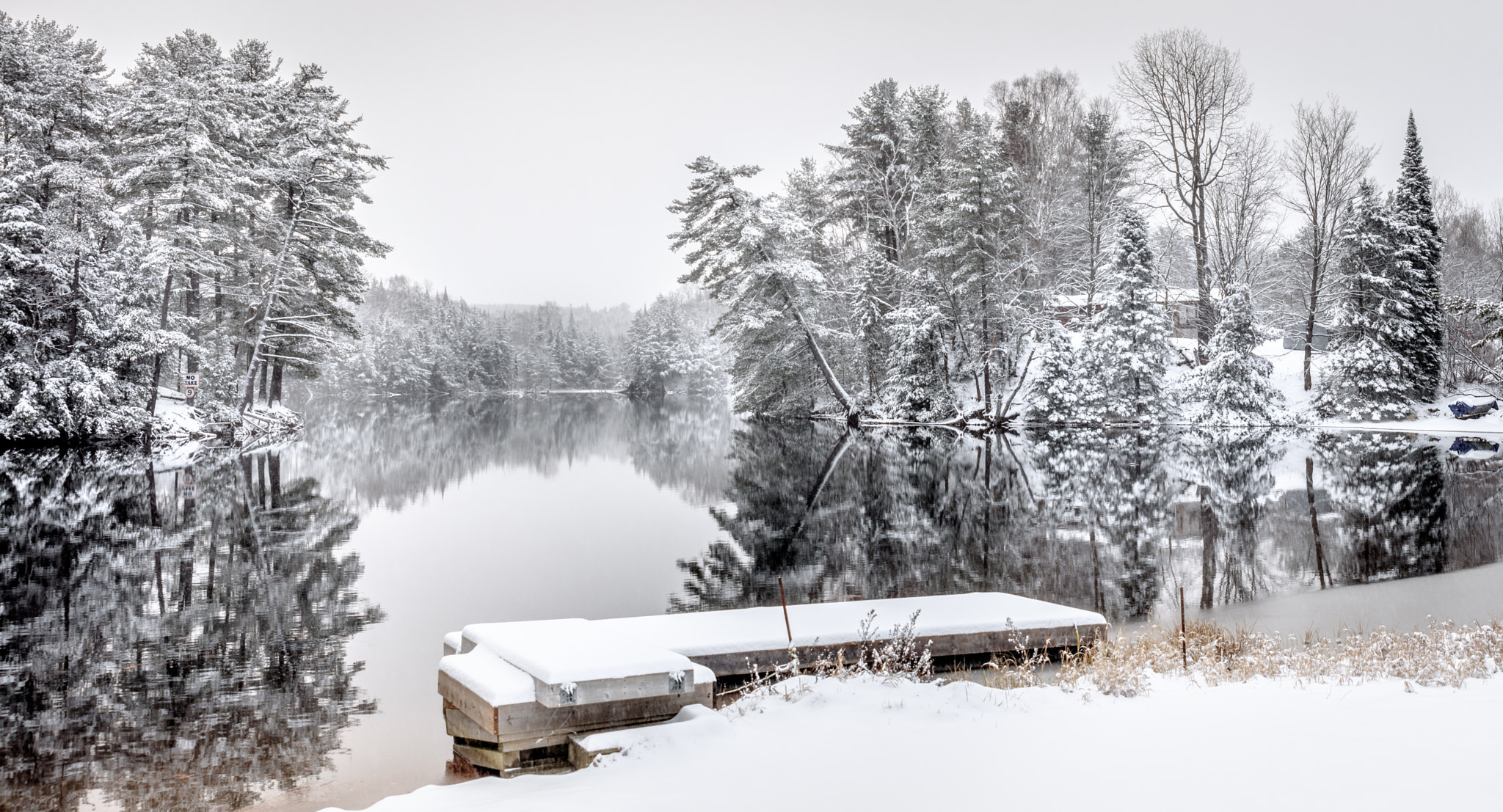 Canon EOS 5DS + Sigma 24-70mm F2.8 EX DG Macro sample photo. Winter reflections photography