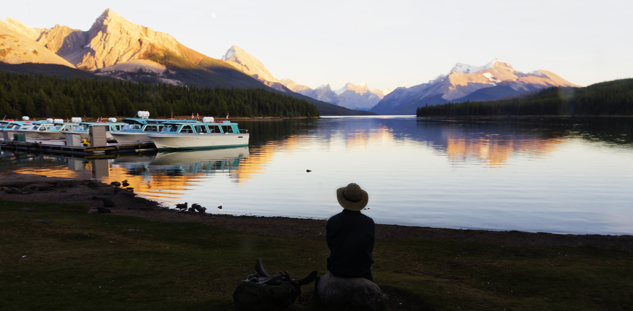 Sony NEX-5C sample photo. Maligne lake photography