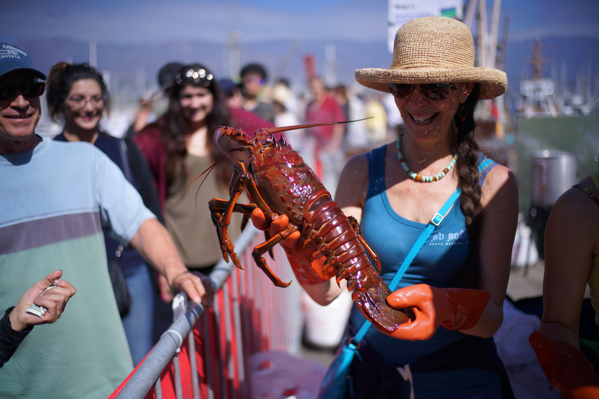 Sony a7R II + Canon EF 40mm F2.8 STM sample photo. A huge lobster for dinner! photography