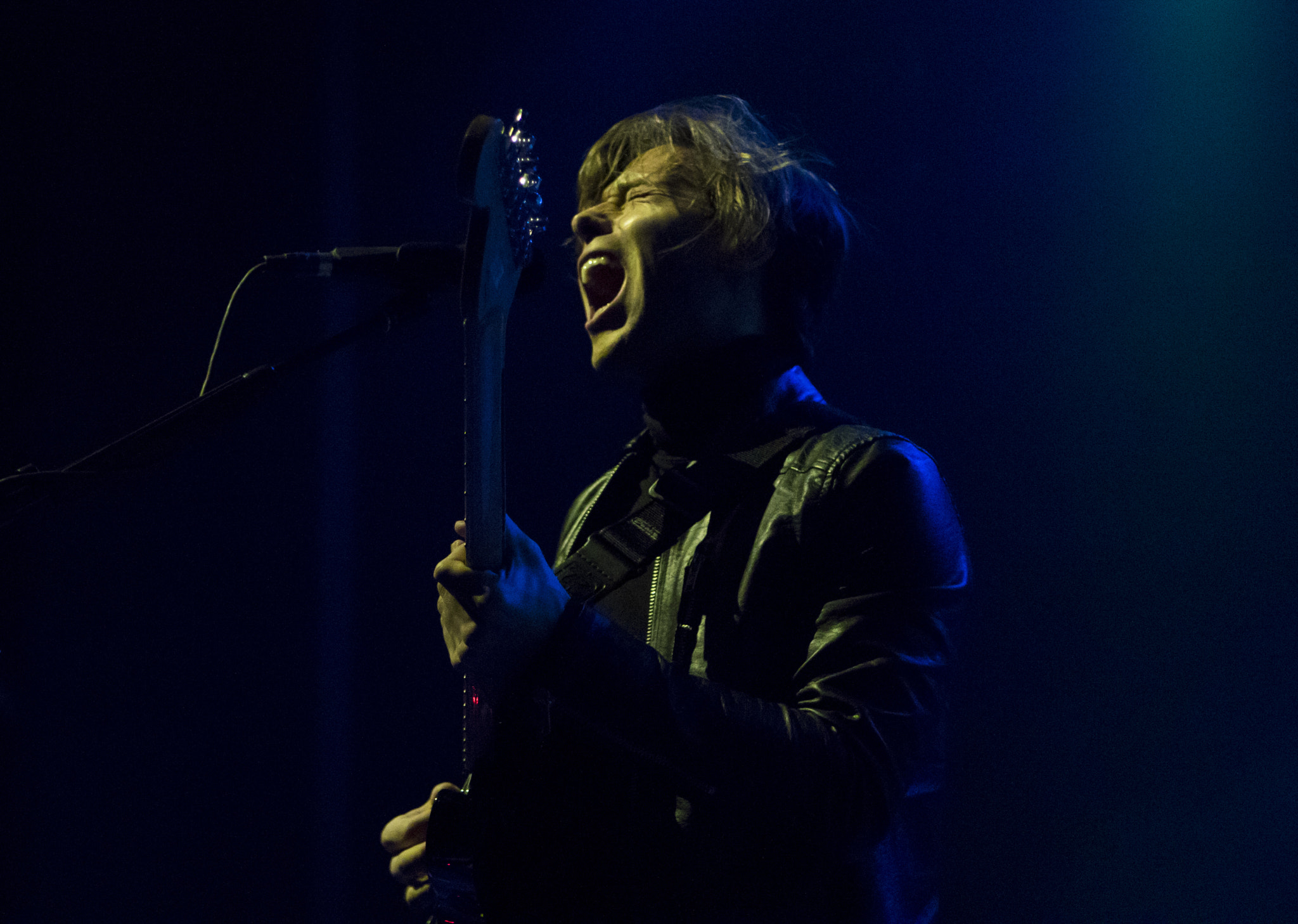 Canon EF 24-70mm F2.8L USM sample photo. Thom powers of the naked and famous performs during night two of holiday havoc at the pearl... photography