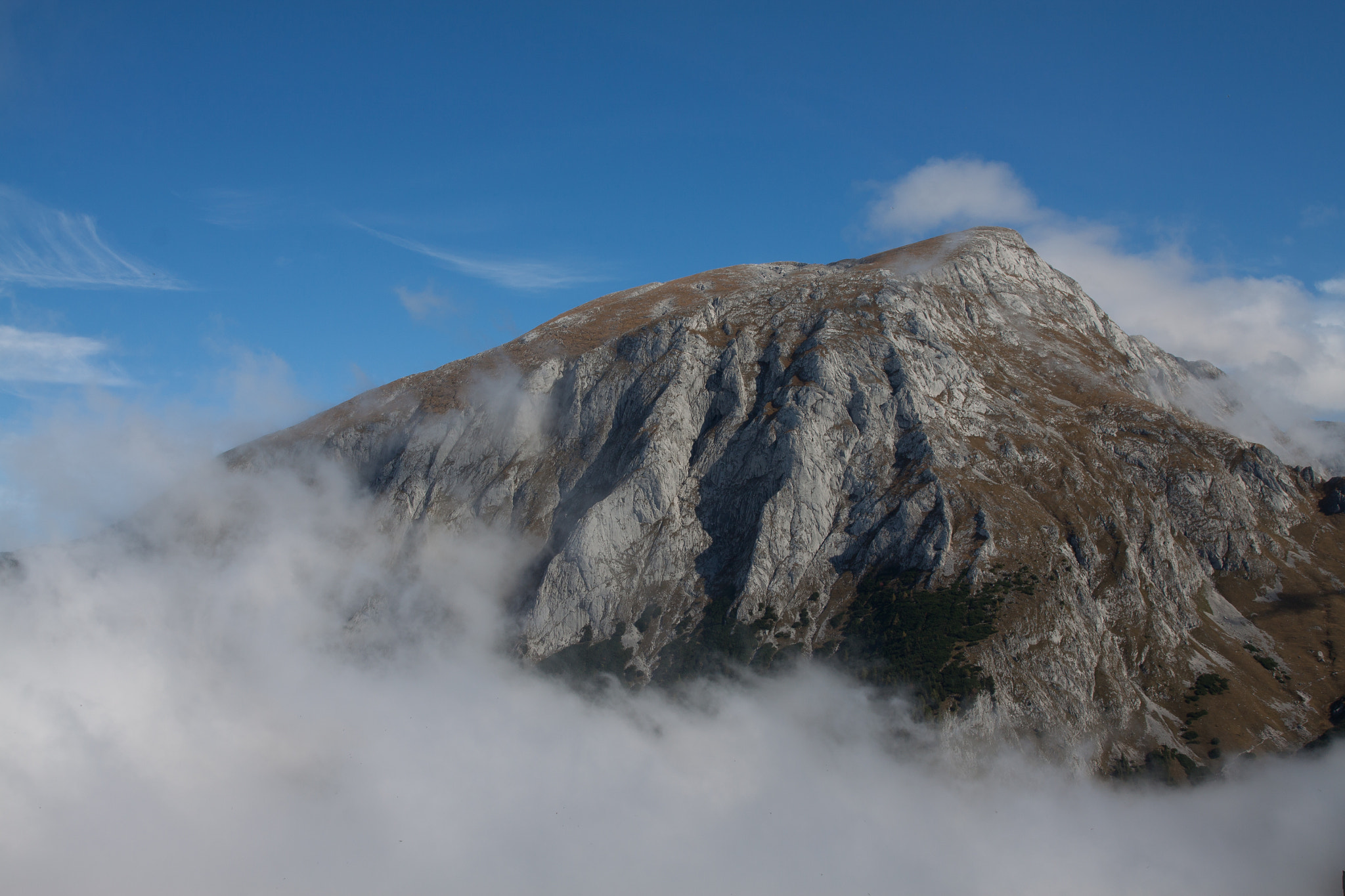 Canon EF 24-70mm F2.8L II USM sample photo. Mountains with clouds in bavarian alps photography