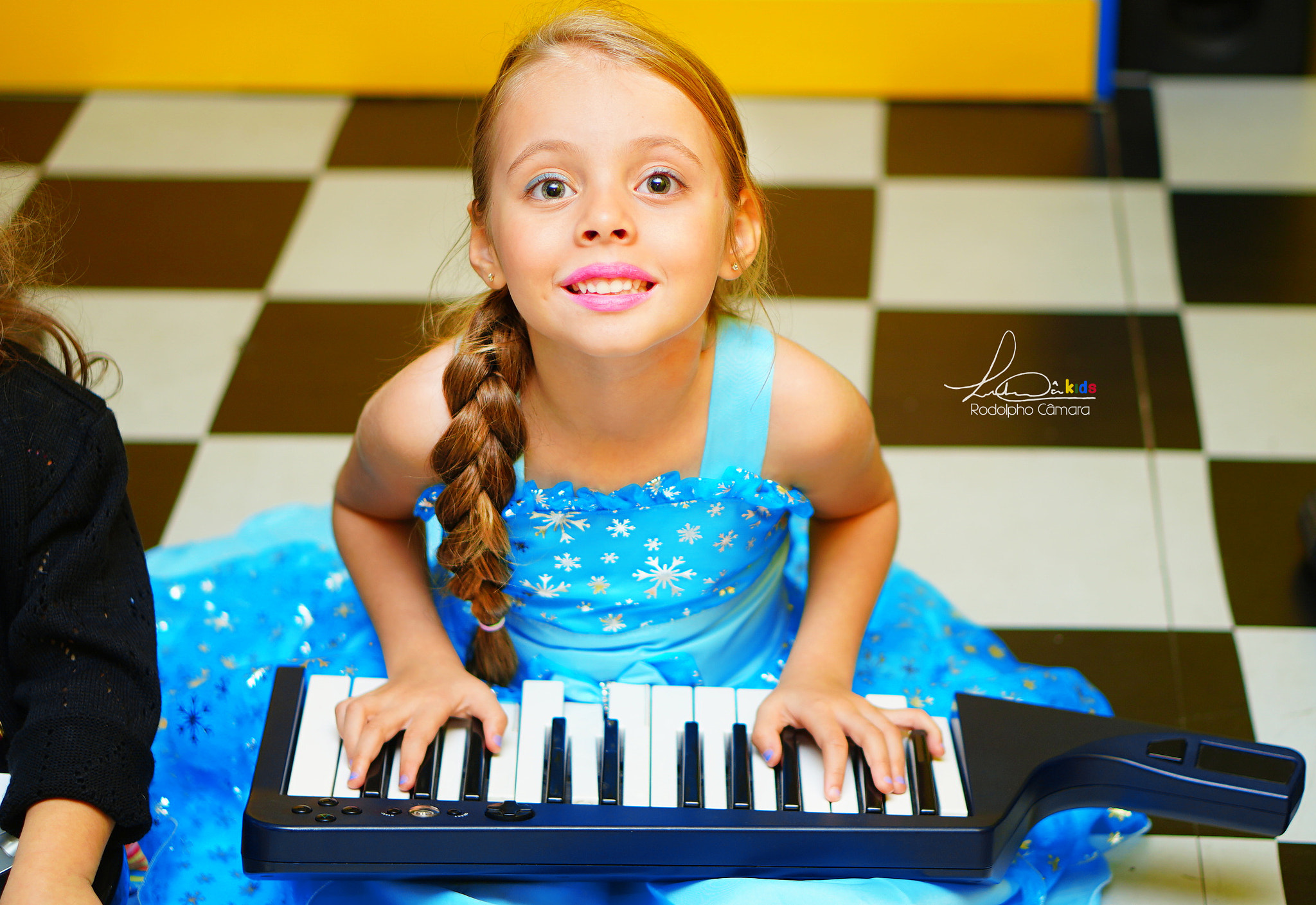 Sony a6300 + E 50mm F1.8 OSS sample photo. Por rodolpho câmara | kids photography