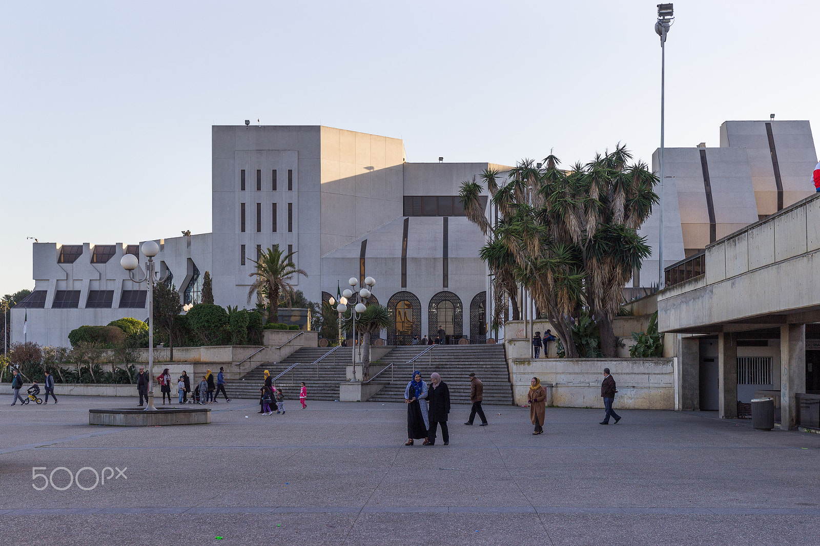 Canon EF 16-35mm F4L IS USM sample photo. Algiers photography