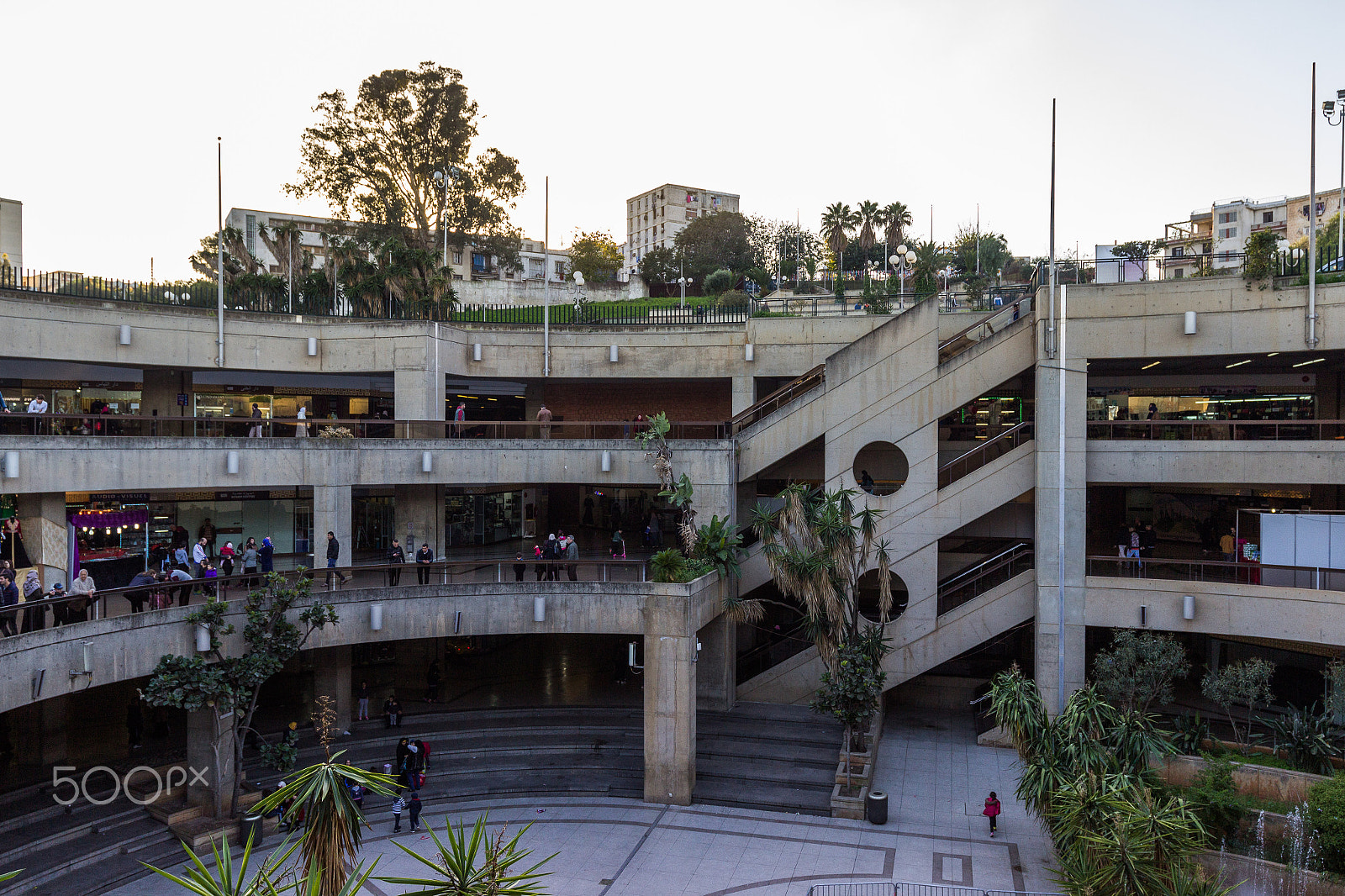 Canon EF 16-35mm F4L IS USM sample photo. Algiers photography