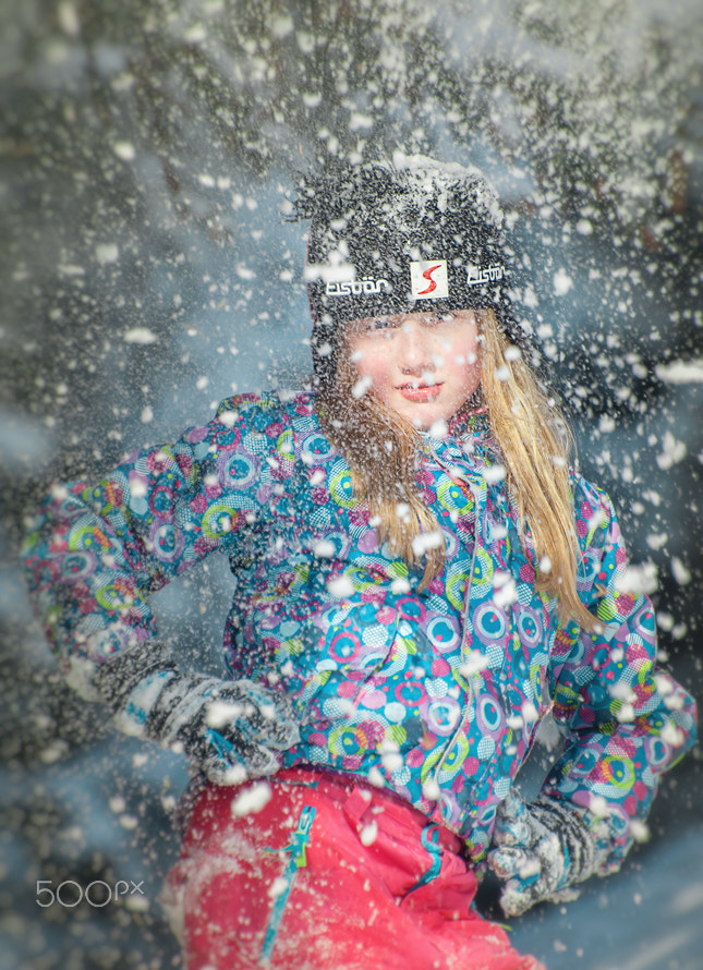 Nikon D300S + Nikon AF-S Nikkor 70-300mm F4.5-5.6G VR sample photo. Austrian ski girl photography