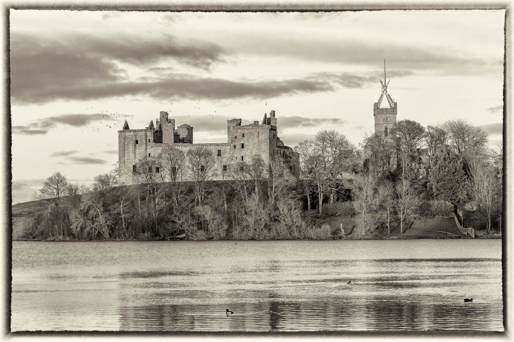 Canon EOS 7D + Sigma 50-500mm F4.5-6.3 DG OS HSM sample photo. Linlithgow palace photography