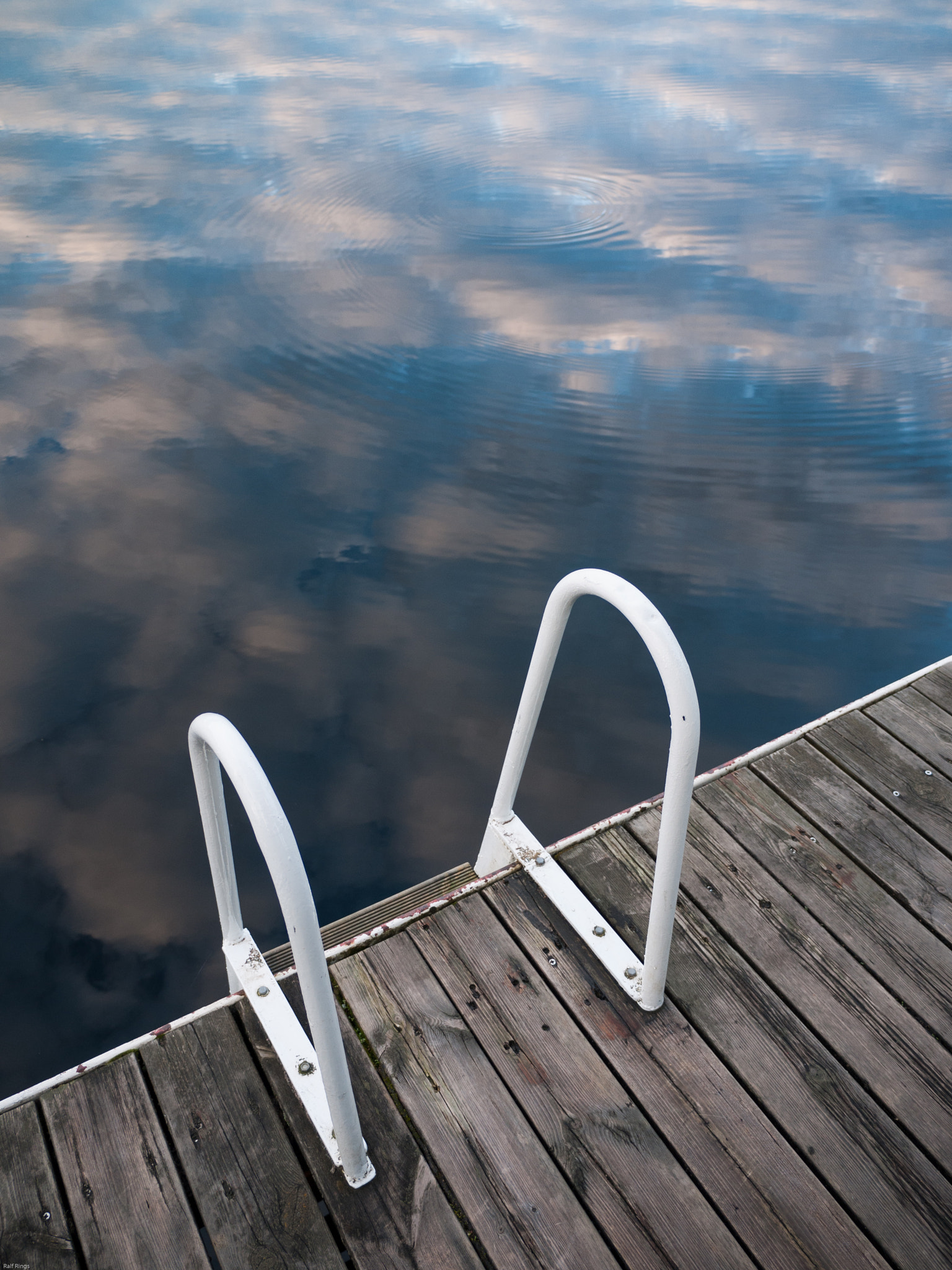 Panasonic Lumix DMC-GF1 sample photo. Sky pool photography