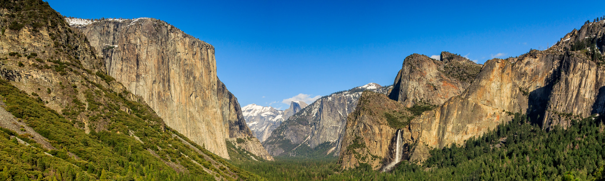 Canon EF 28-135mm F3.5-5.6 IS USM sample photo. Yosemite pano photography