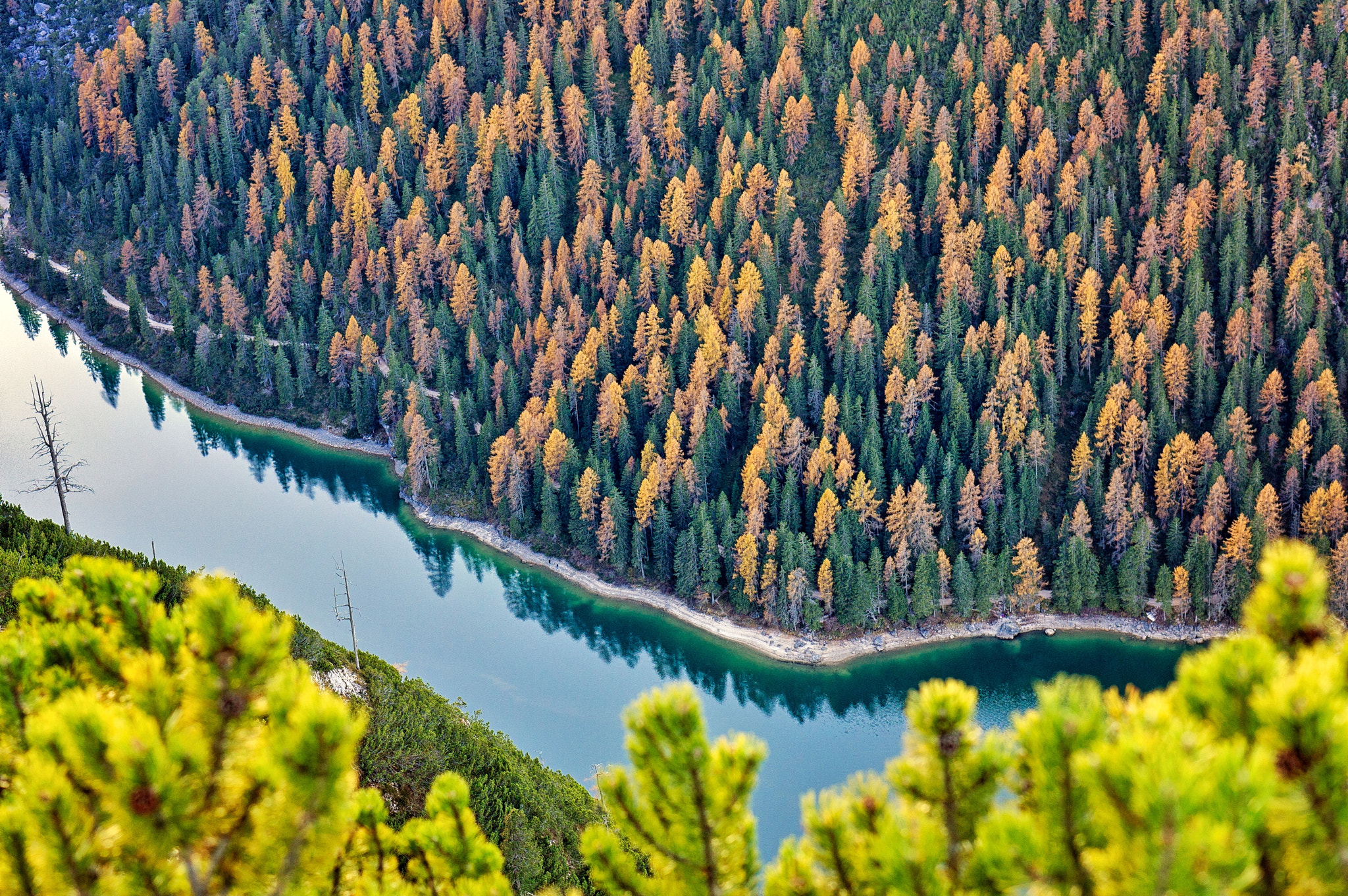 Sony Alpha NEX-6 + E 50mm F1.8 OSS sample photo. Lake braies, italy photography