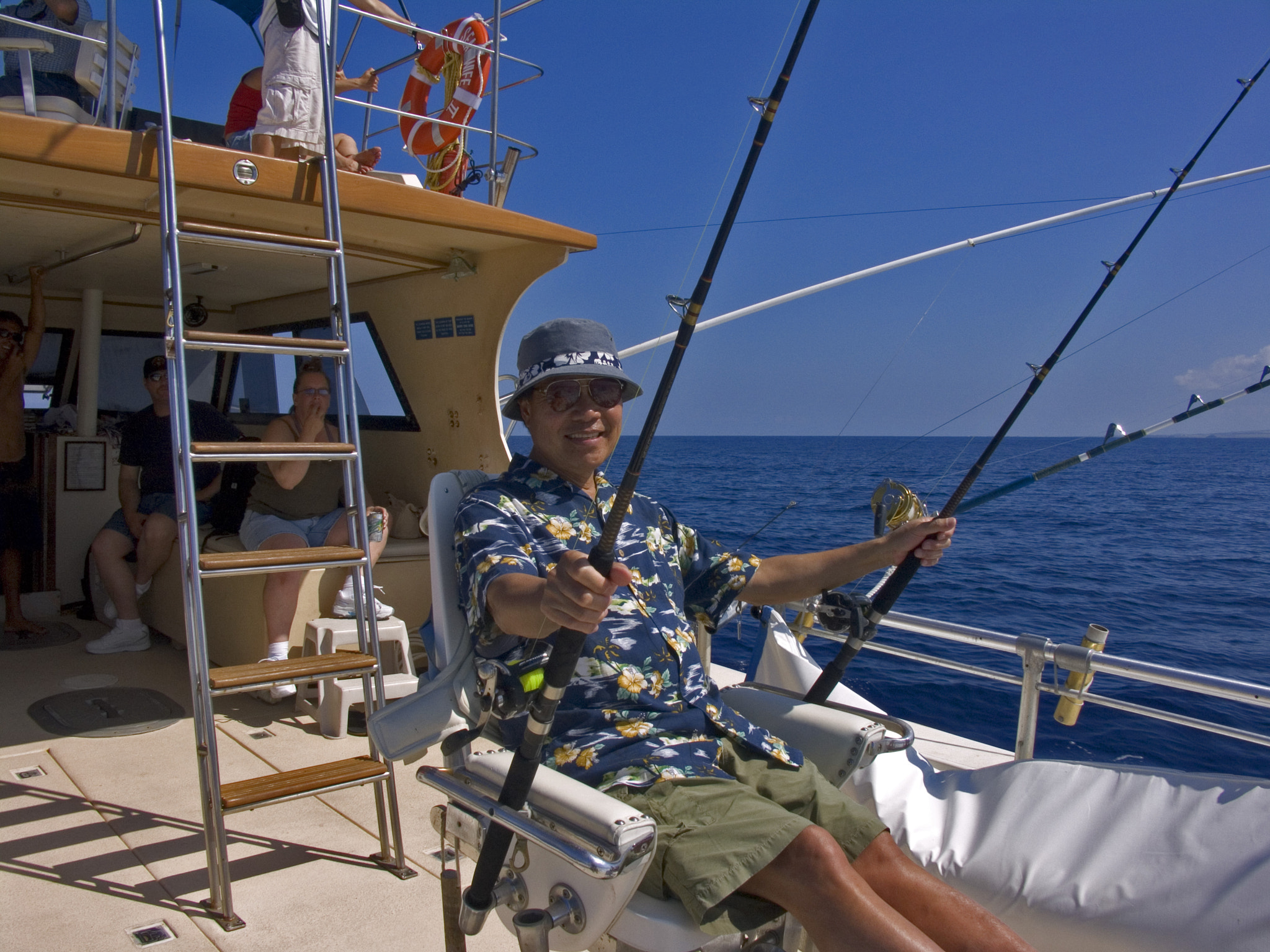 KONICA MINOLTA DiMAGE A2 sample photo. Dadthefisherman photography
