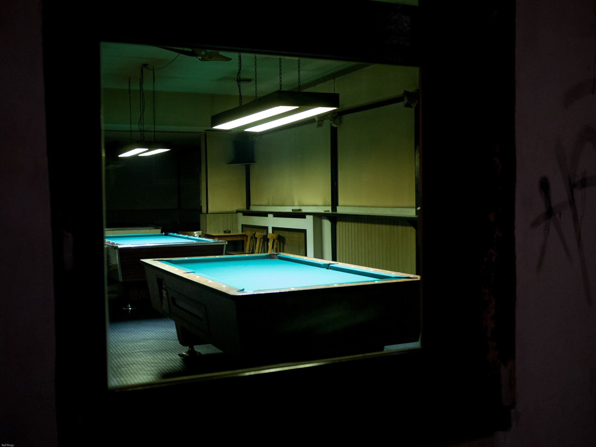 Panasonic Lumix DMC-GF1 + Panasonic Lumix G 20mm F1.7 ASPH sample photo. Empty pool bar photography