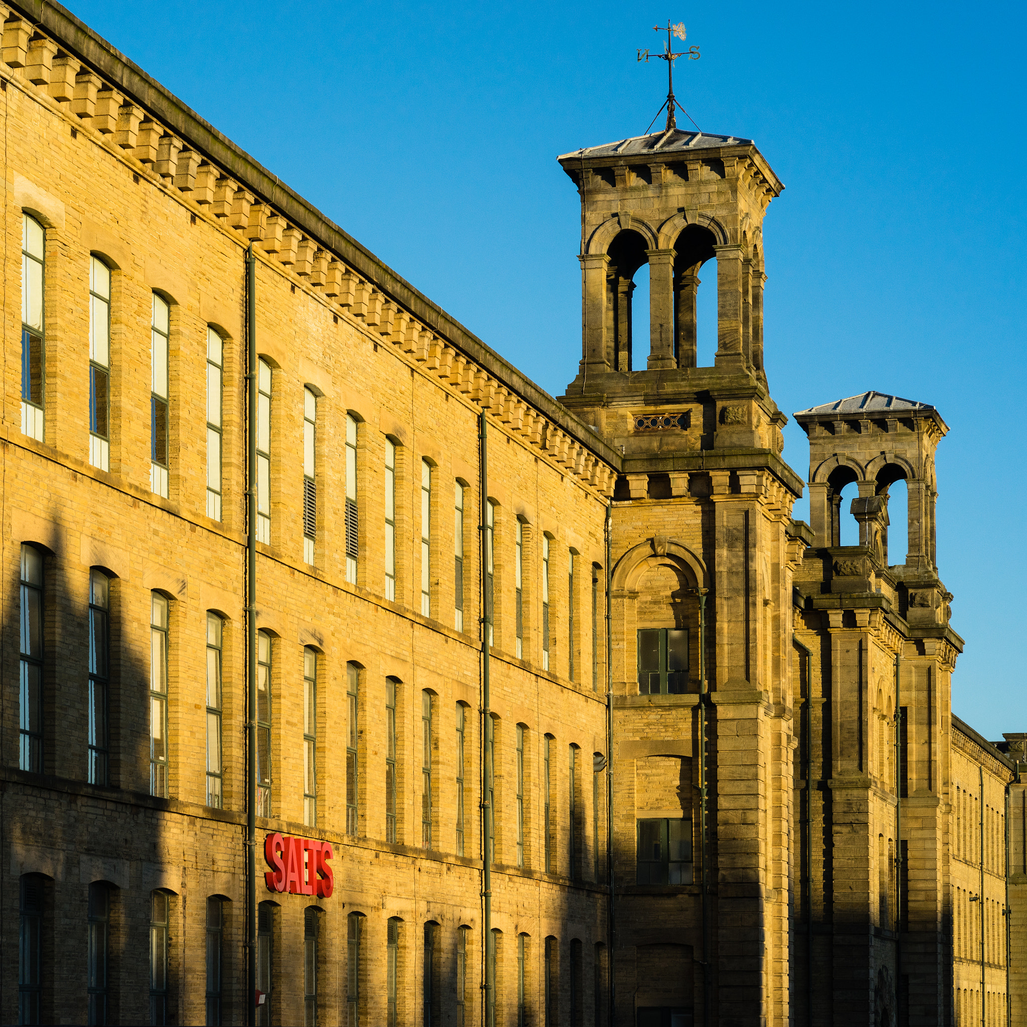 Sony a7R + ZEISS Batis 85mm F1.8 sample photo. Salt's mill at sunset, saltaire photography