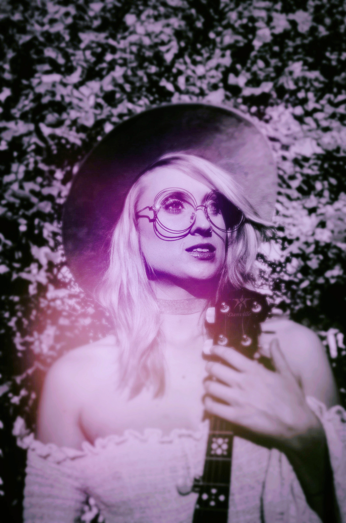 Hipstamatic 322 sample photo. Dreamer photography