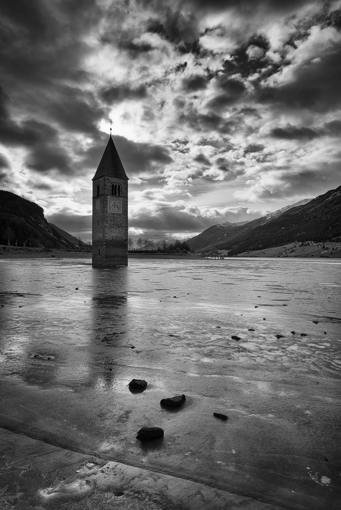 Nikon AF-S Nikkor 17-35mm F2.8D ED-IF sample photo. Frozen stones photography