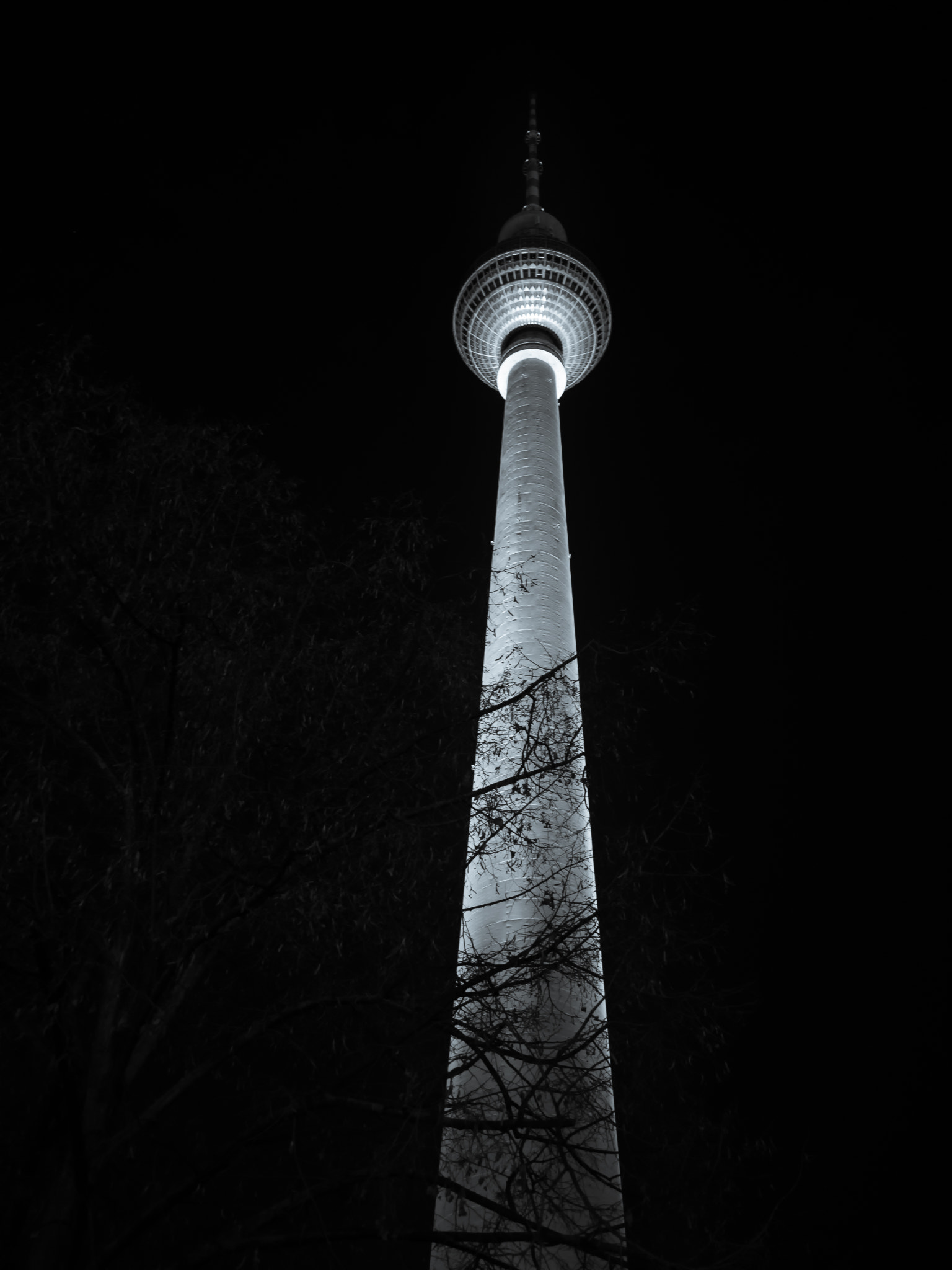 Panasonic Lumix DMC-GX8 + Panasonic Lumix G 14mm F2.5 ASPH sample photo. Berliner fernsehturm photography