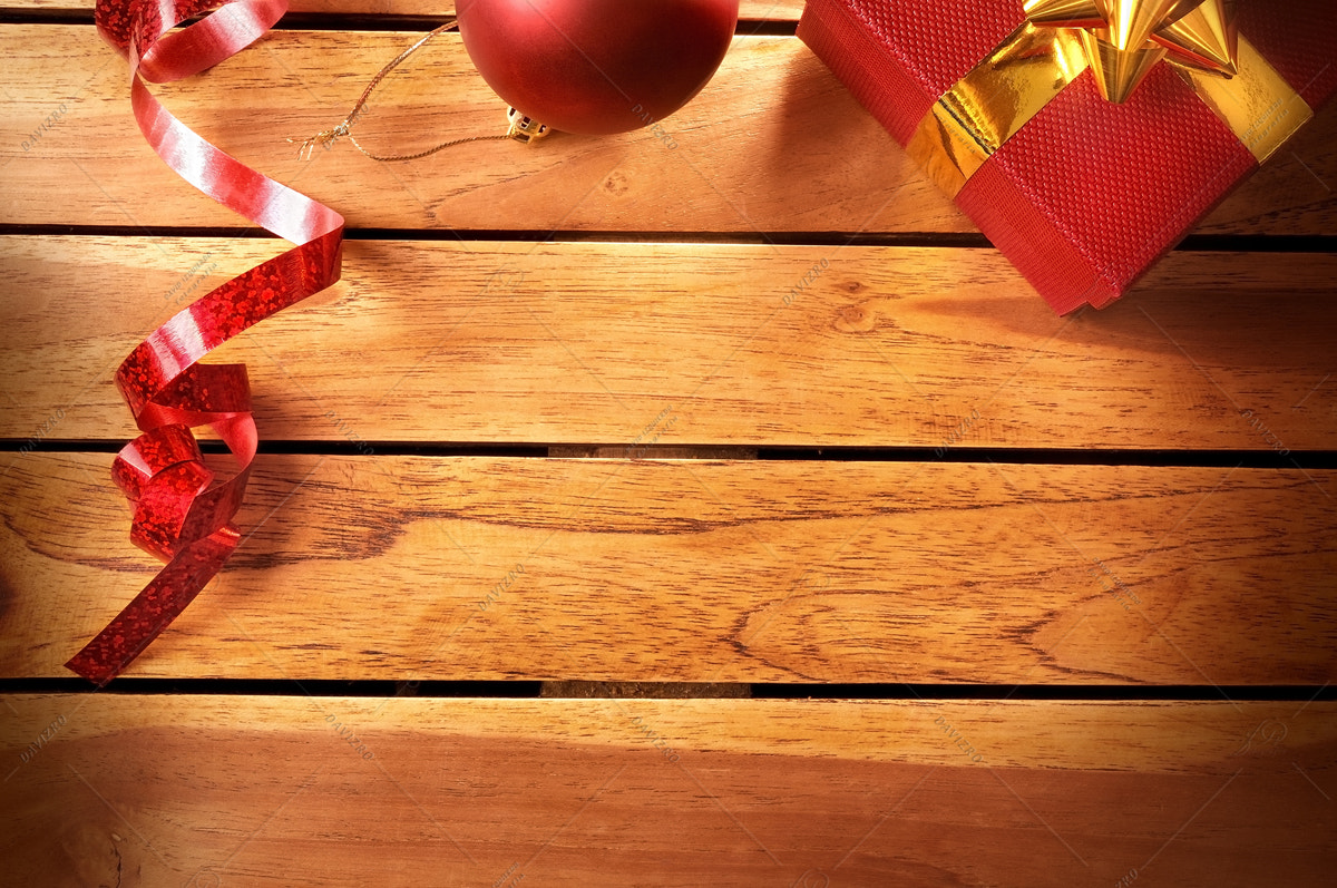 Tamron SP 24-70mm F2.8 Di VC USD sample photo. Christmas decoration on a table wooden slats top photography