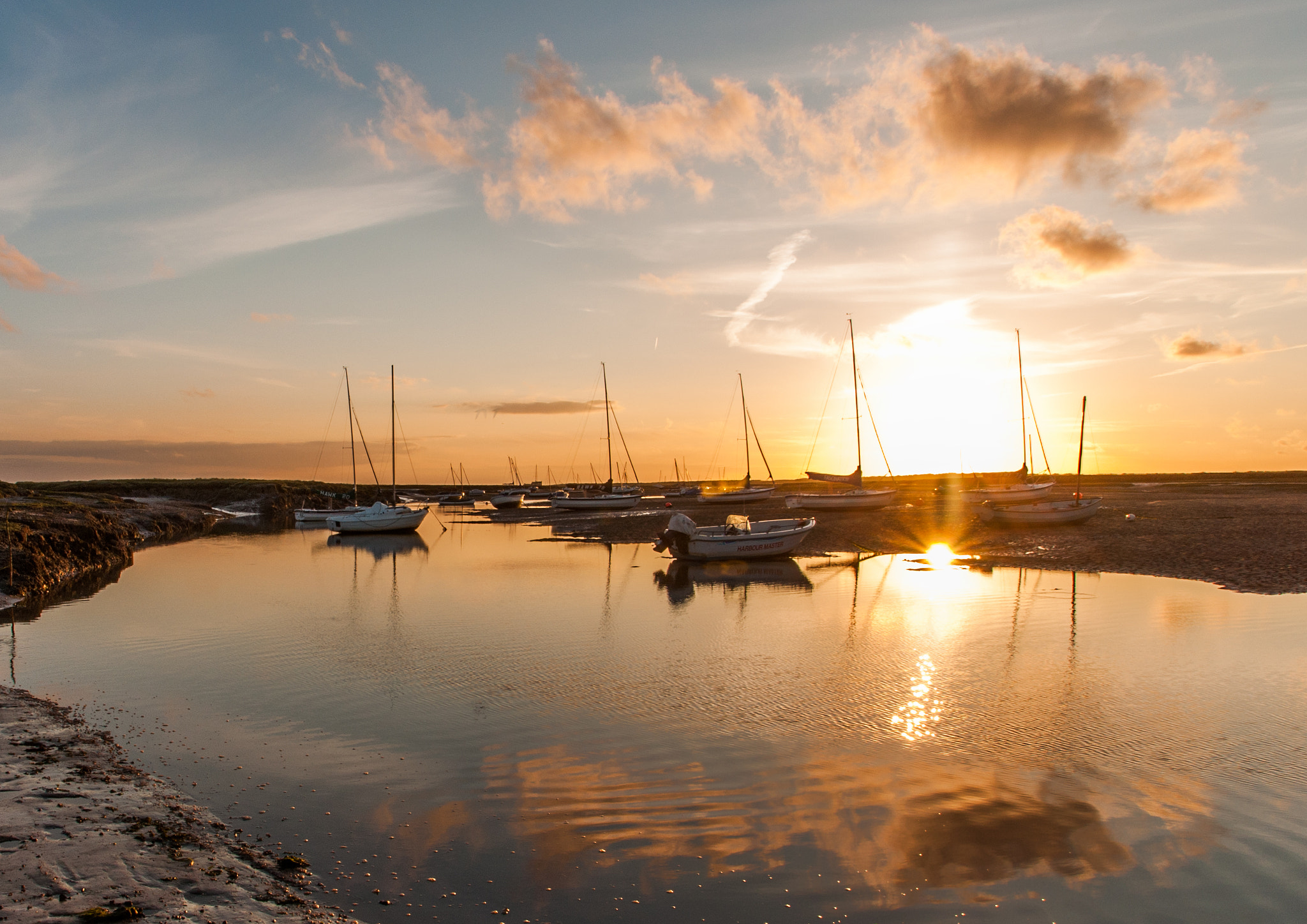 Nikon D5000 sample photo. Brancaster staithe photography