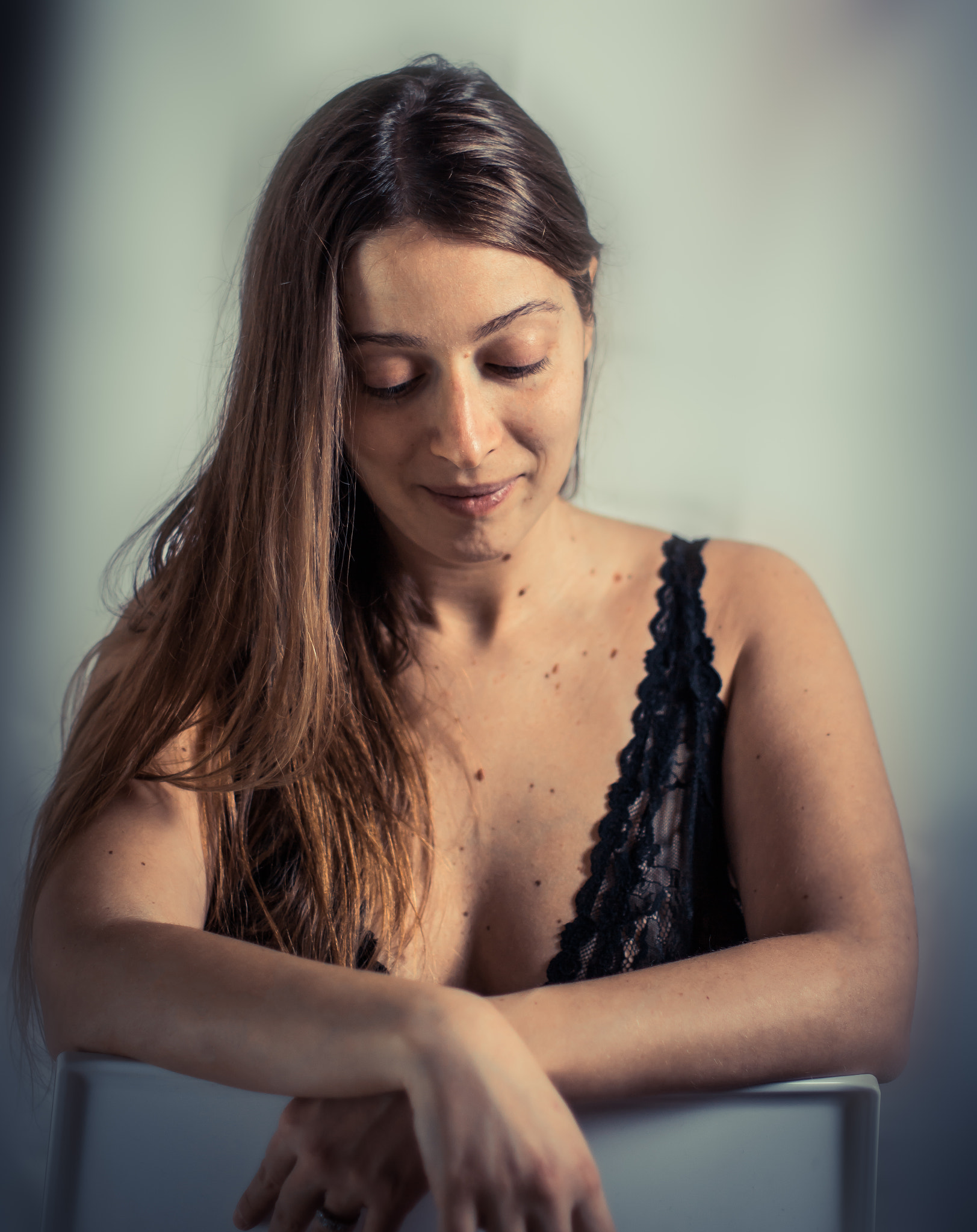 Canon EOS 760D (EOS Rebel T6s / EOS 8000D) + Canon EF 50mm F1.4 USM sample photo. Deep in thought photography
