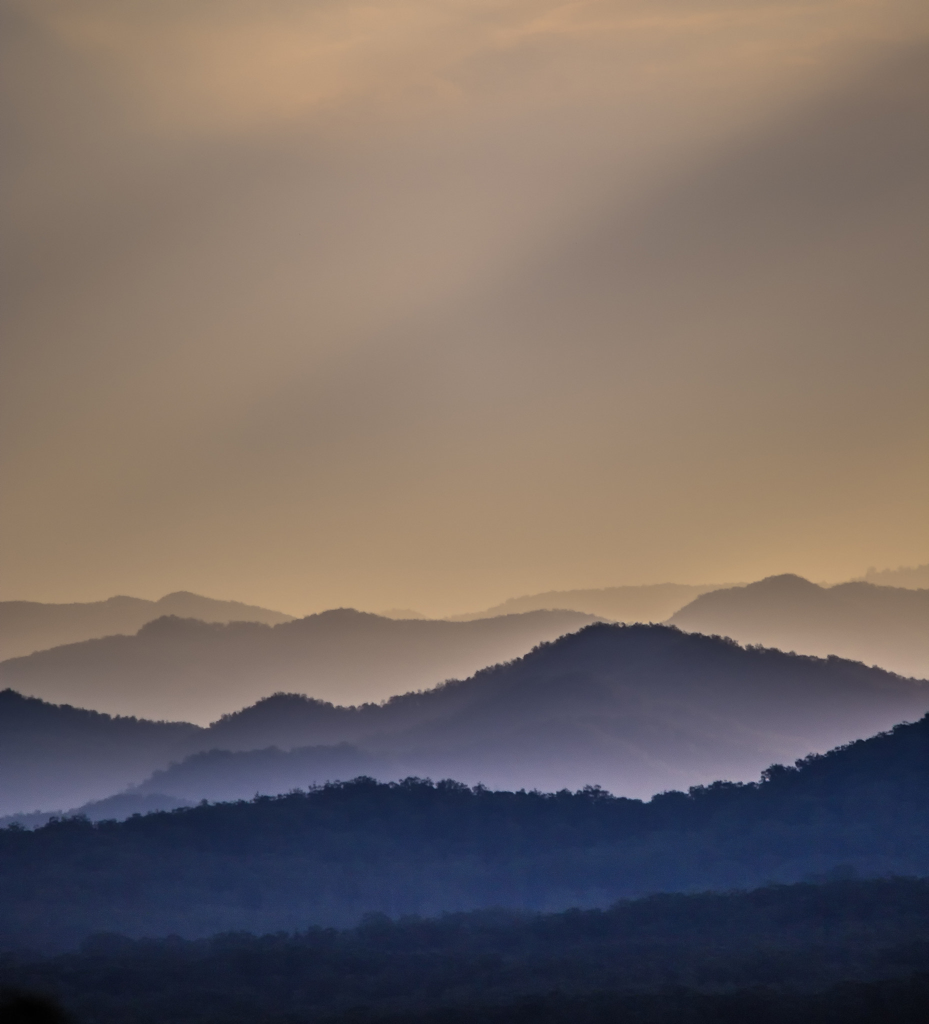Sigma 150-500mm F5-6.3 DG OS HSM sample photo. Ranges photography
