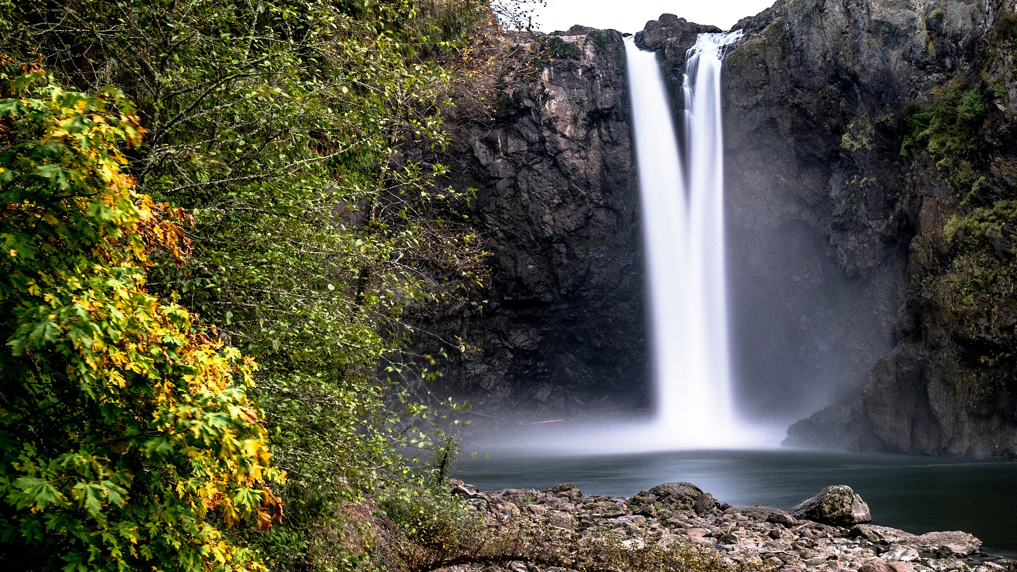 Olympus OM-D E-M1 + Olympus Zuiko Digital ED 12-60mm F2.8-4.0 SWD sample photo. Snoqualmie falls photography