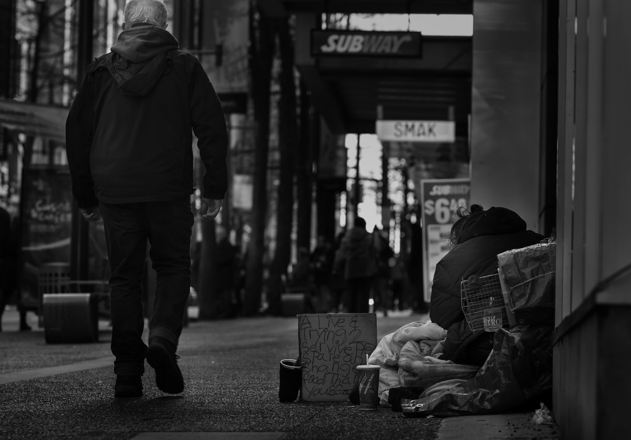 Canon EF 85mm F1.8 USM sample photo. Homeless photography