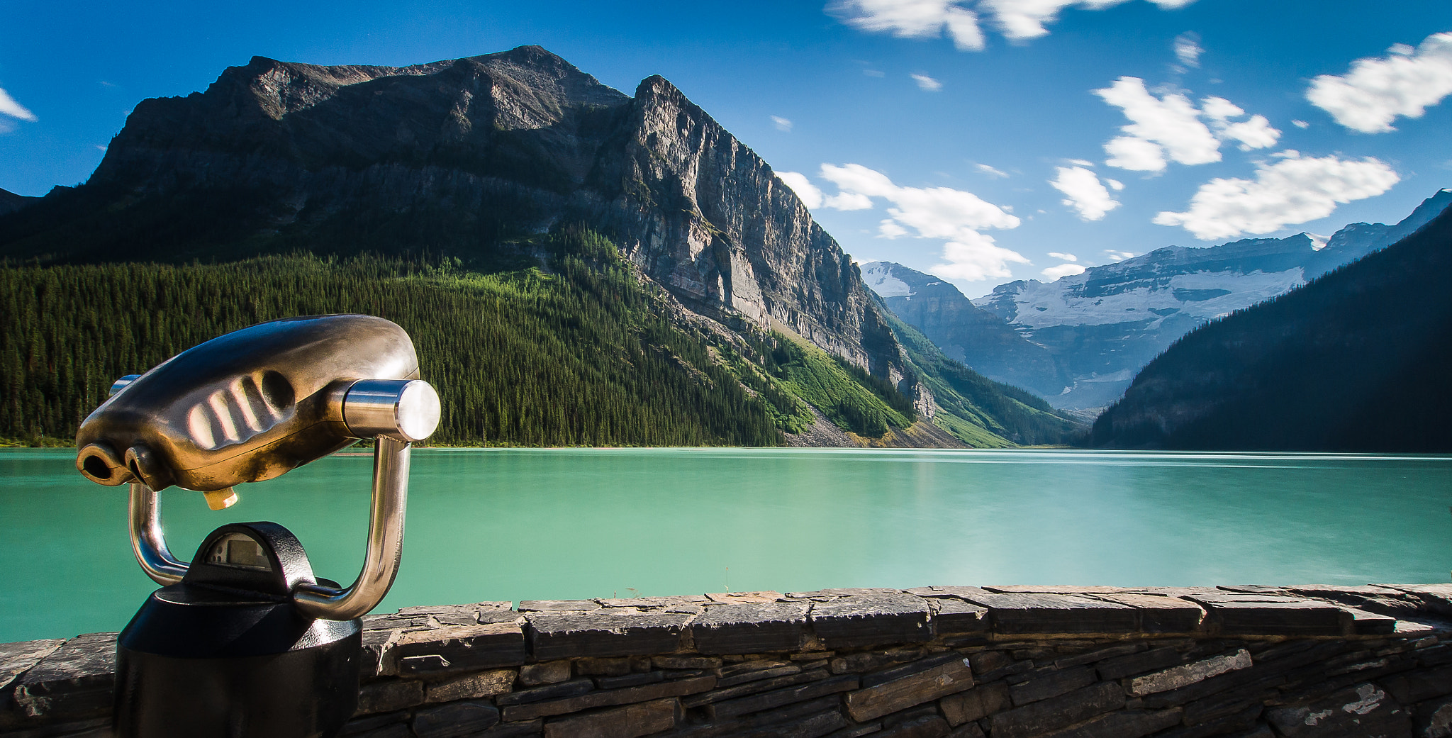 Olympus OM-D E-M5 + OLYMPUS M.9-18mm F4.0-5.6 sample photo. Lake louise, alberta photography