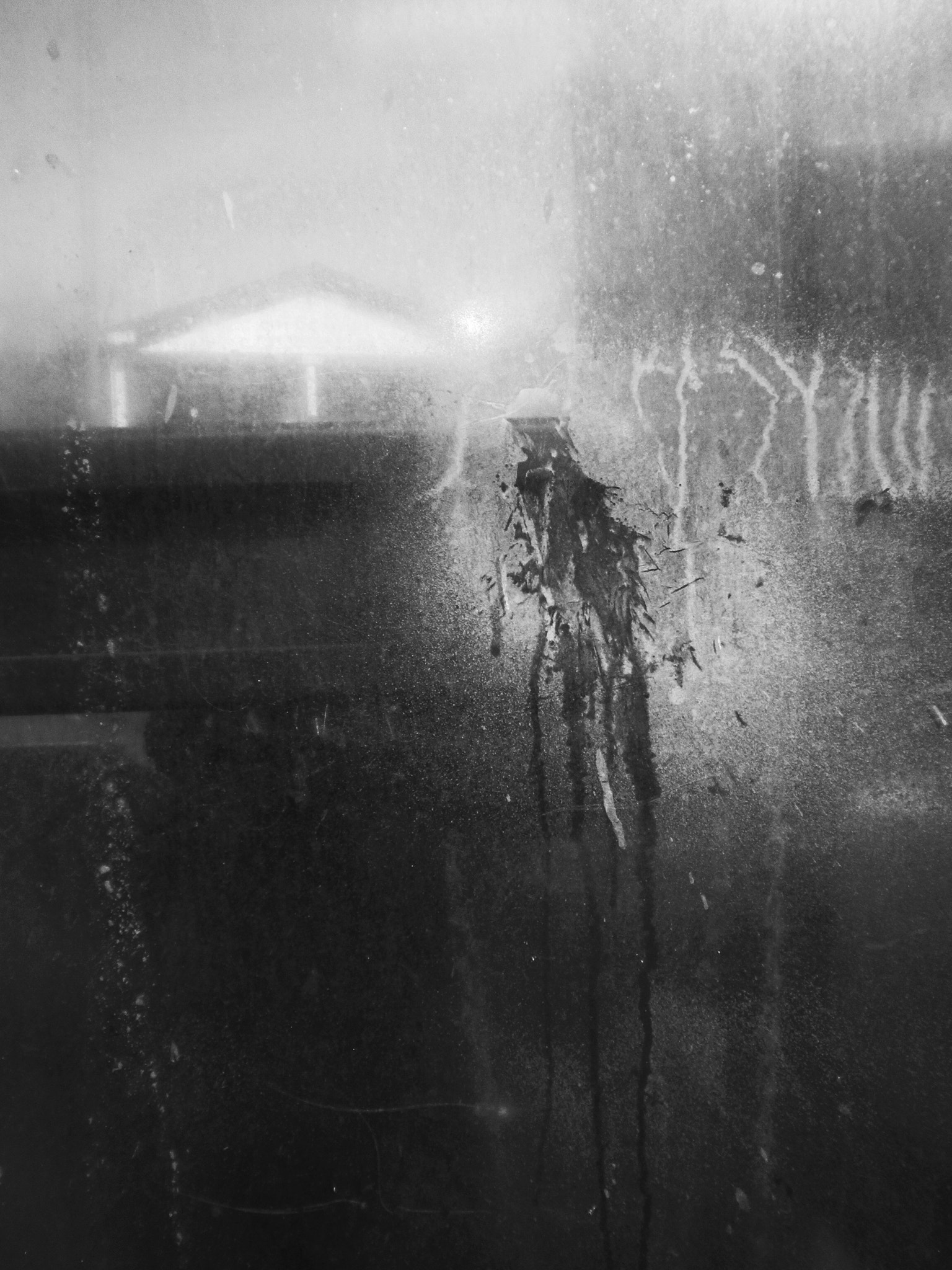 Nikon COOLPIX L14 sample photo. 'bus stop #2' photography