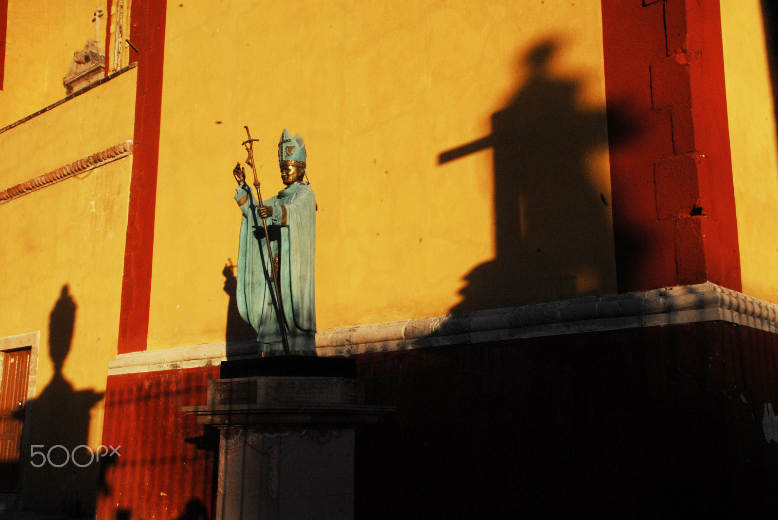 Nikon D200 sample photo. Mexican bishop photography