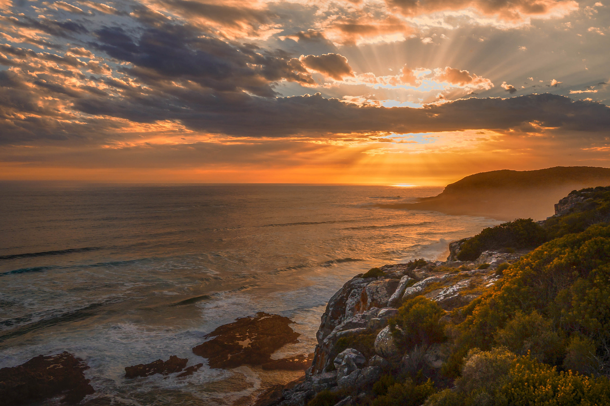 Sony a99 II + Sony DT 18-250mm F3.5-6.3 sample photo. Sunset over robberg photography