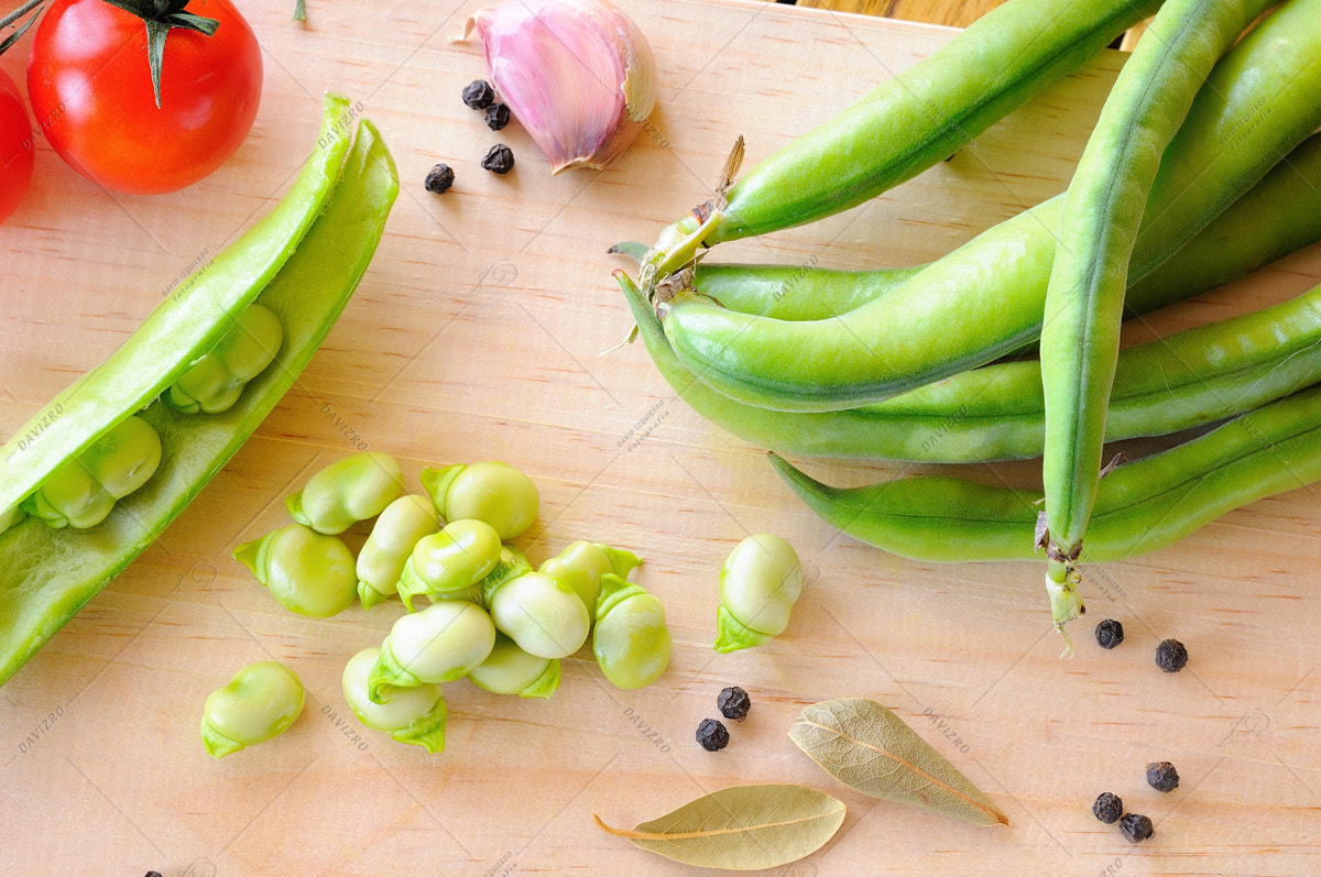 Tamron SP 24-70mm F2.8 Di VC USD sample photo. Green beans on a cutting board top view photography