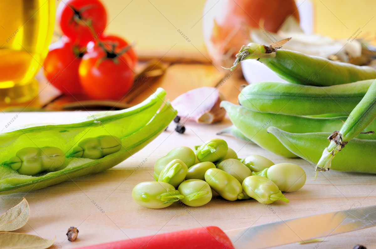 Tamron SP 24-70mm F2.8 Di VC USD sample photo. Green beans on a cutting board photography