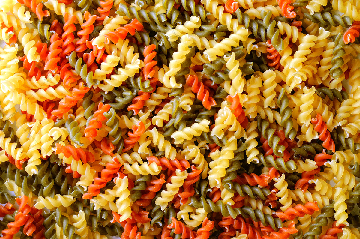 Nikon D300 + Tamron SP 24-70mm F2.8 Di VC USD sample photo. Colorful background texture uncooked pasta photography