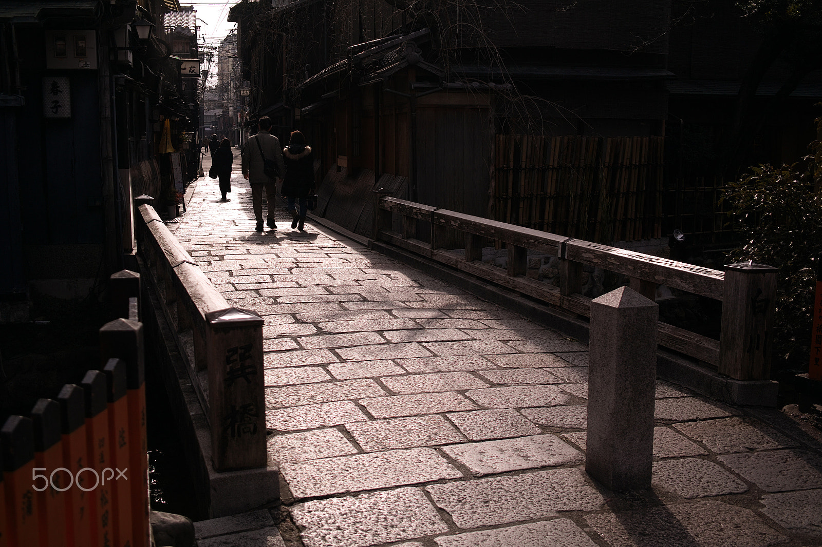 Sigma DP2x sample photo. 巽橋の冬　gion tatsumi bridge photography