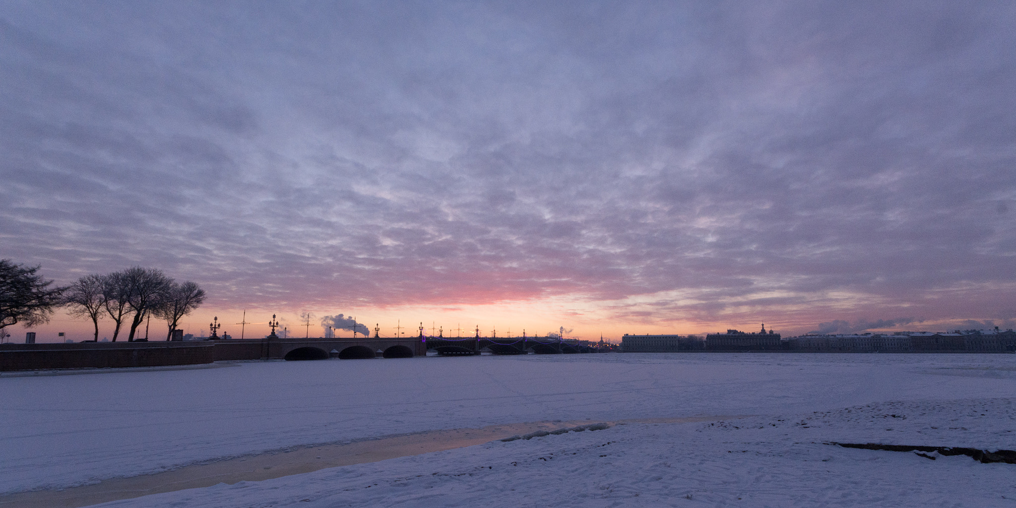 Sigma 10-20mm F4-5.6 EX DC HSM sample photo. Frozen neva sunrise photography
