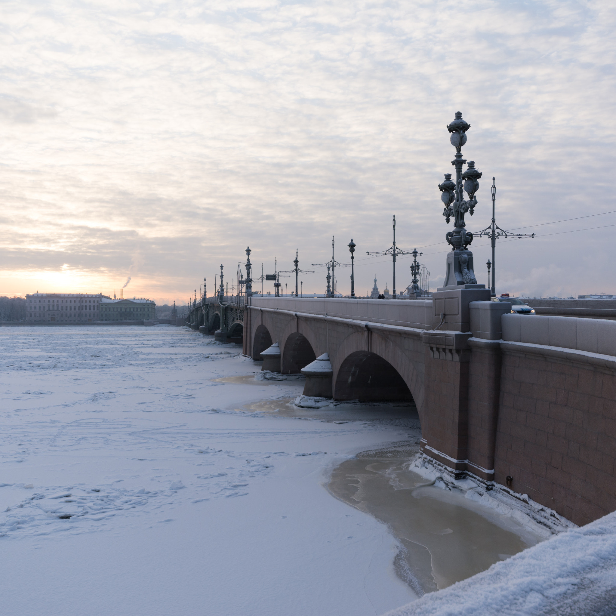 Sigma 10-20mm F4-5.6 EX DC HSM sample photo. Troitsky bridge photography