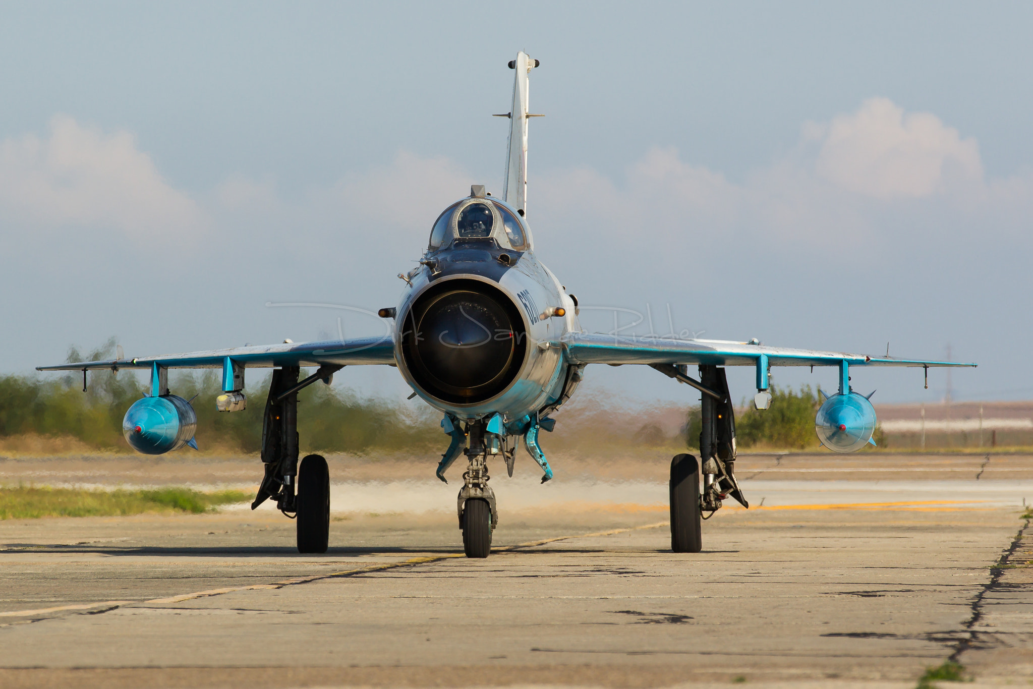 Canon EOS-1D Mark IV sample photo. Romanian air force mig-21 lancer c 6207 photography