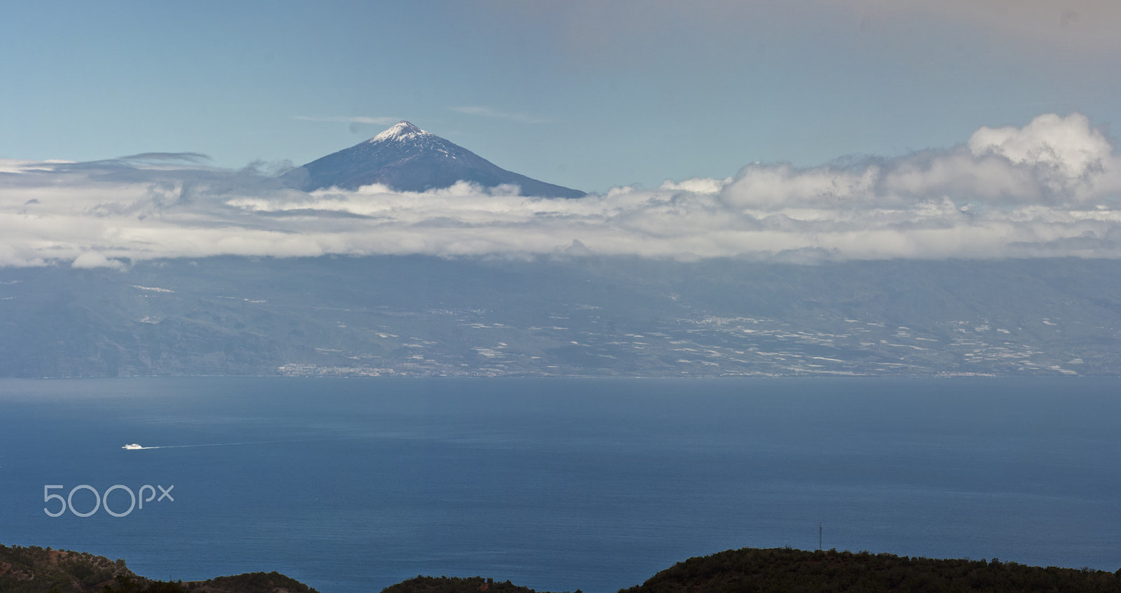 Canon EOS 450D (EOS Rebel XSi / EOS Kiss X2) + Tamron AF 70-300mm F4-5.6 Di LD Macro sample photo. Tenerife photography