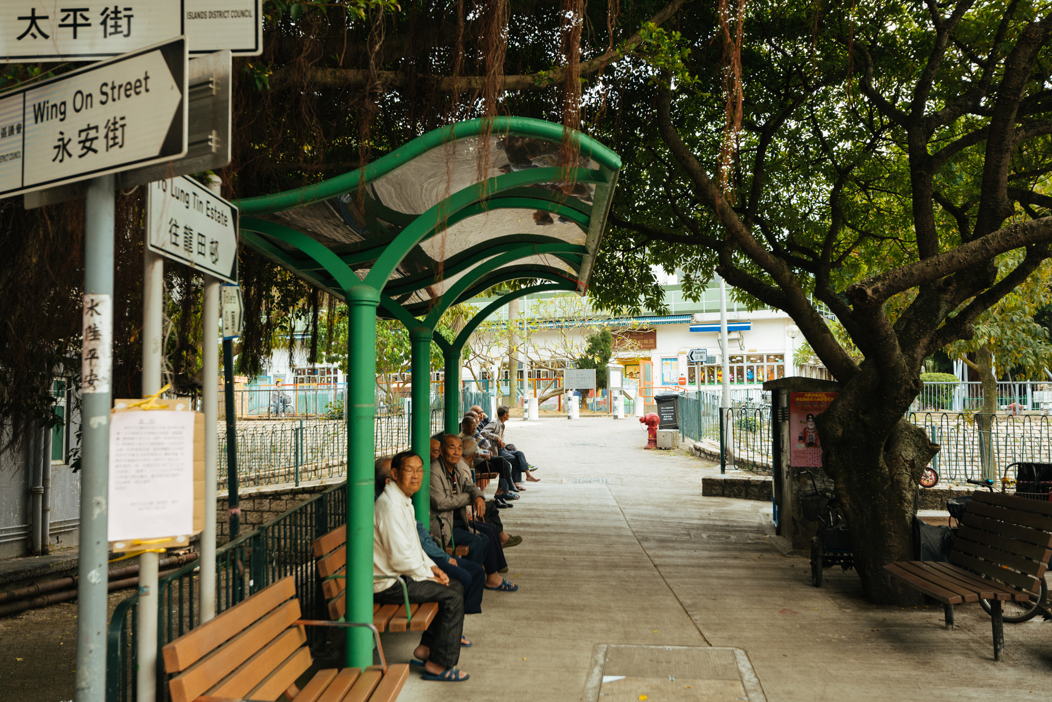 Sony a99 II + Sony Vario-Sonnar T* 16-35mm F2.8 ZA SSM II sample photo. 老者 photography