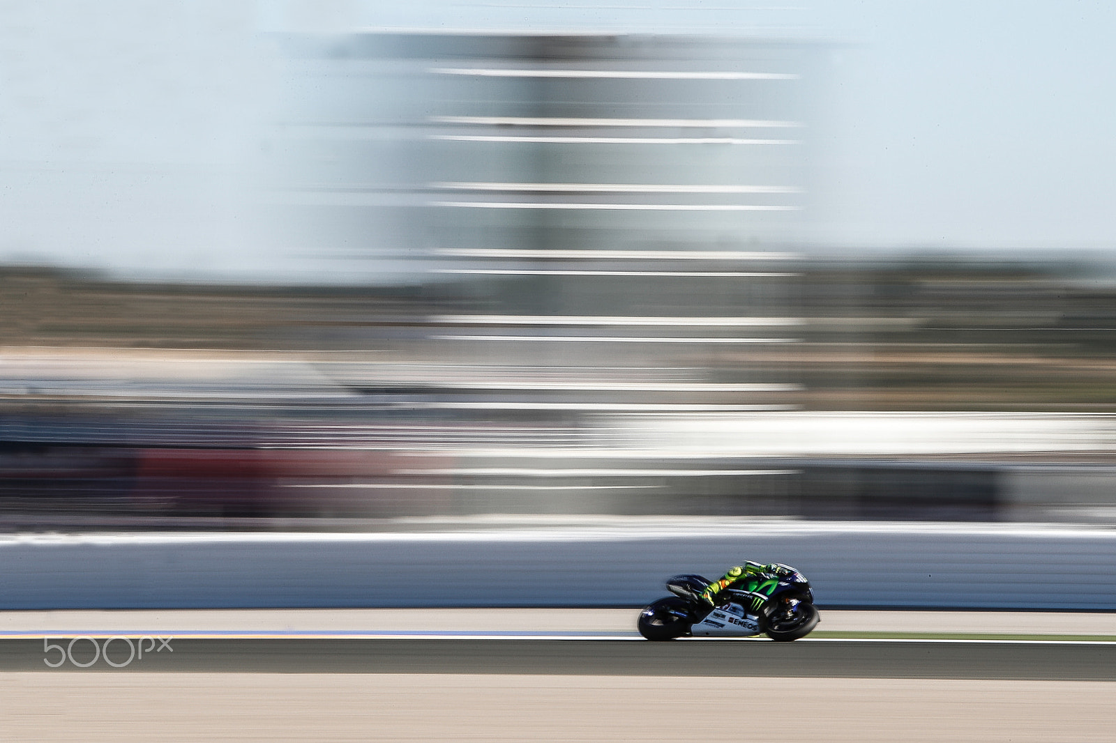 Canon EF 70-200mm F2.8L IS USM sample photo. Valentino rossi valencia 2016 photography