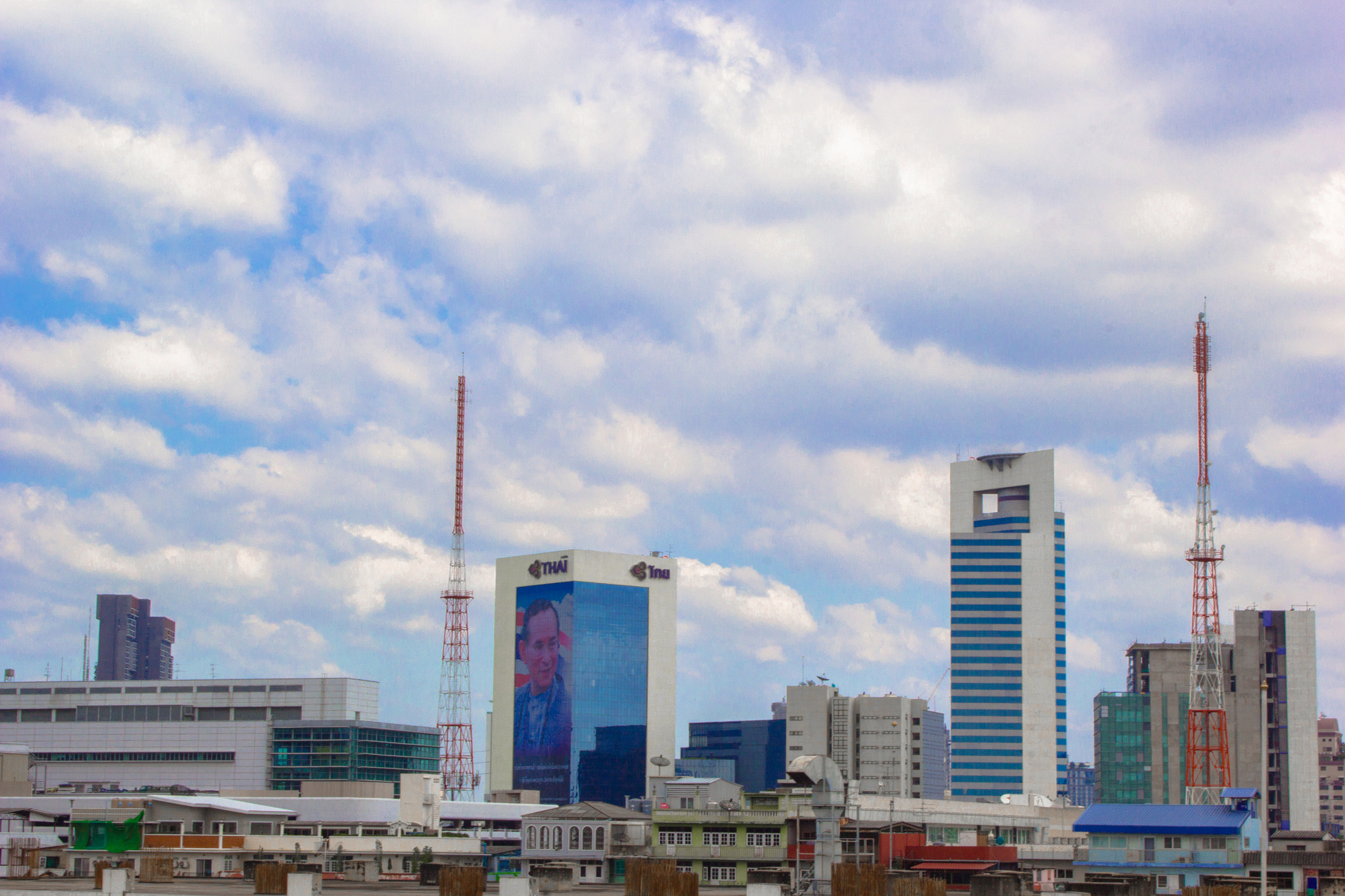 Canon EF-S 18-55mm F3.5-5.6 III sample photo. Bangkok photography