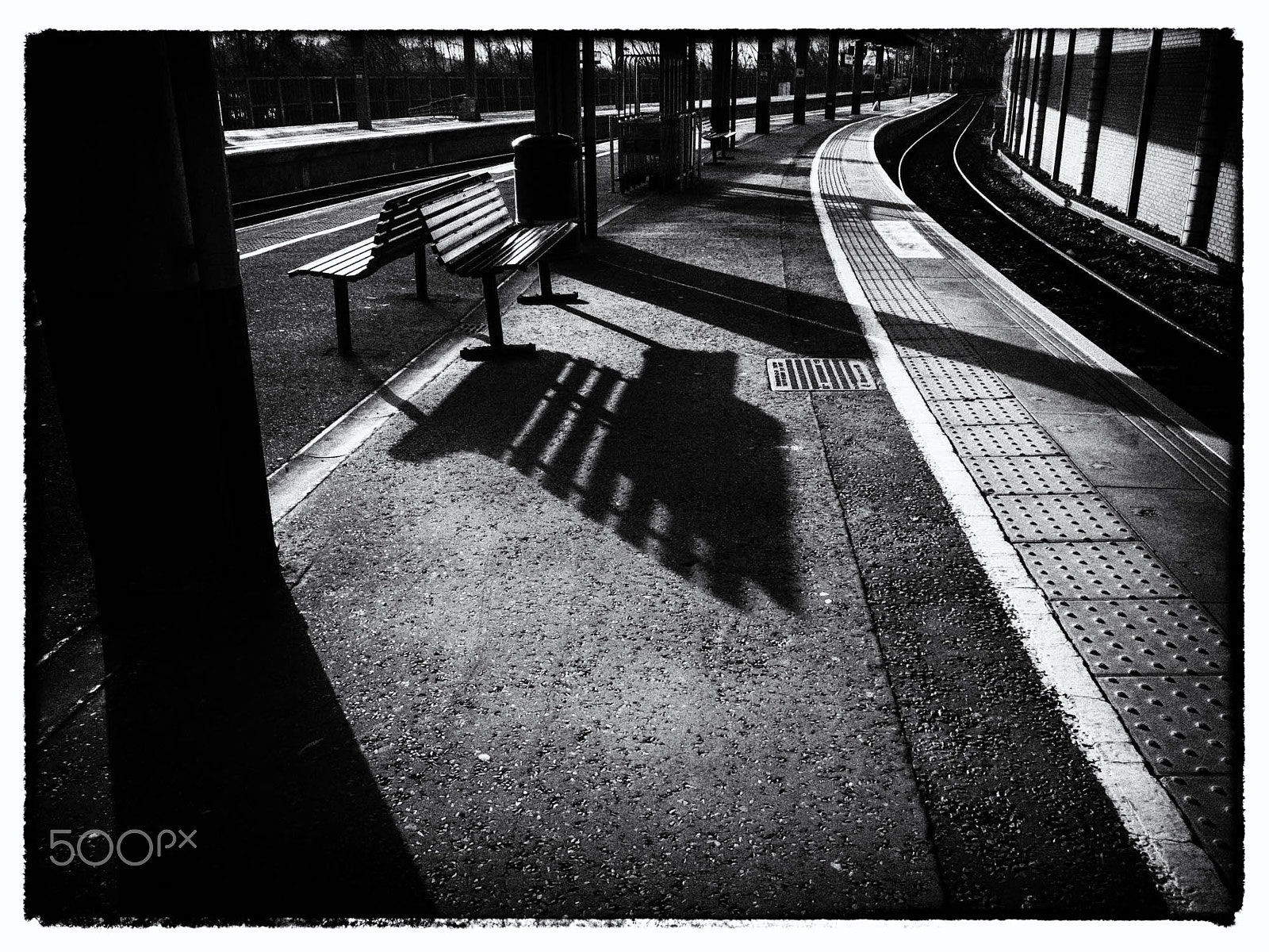 Olympus OM-D E-M5 sample photo. Shadow platform photography