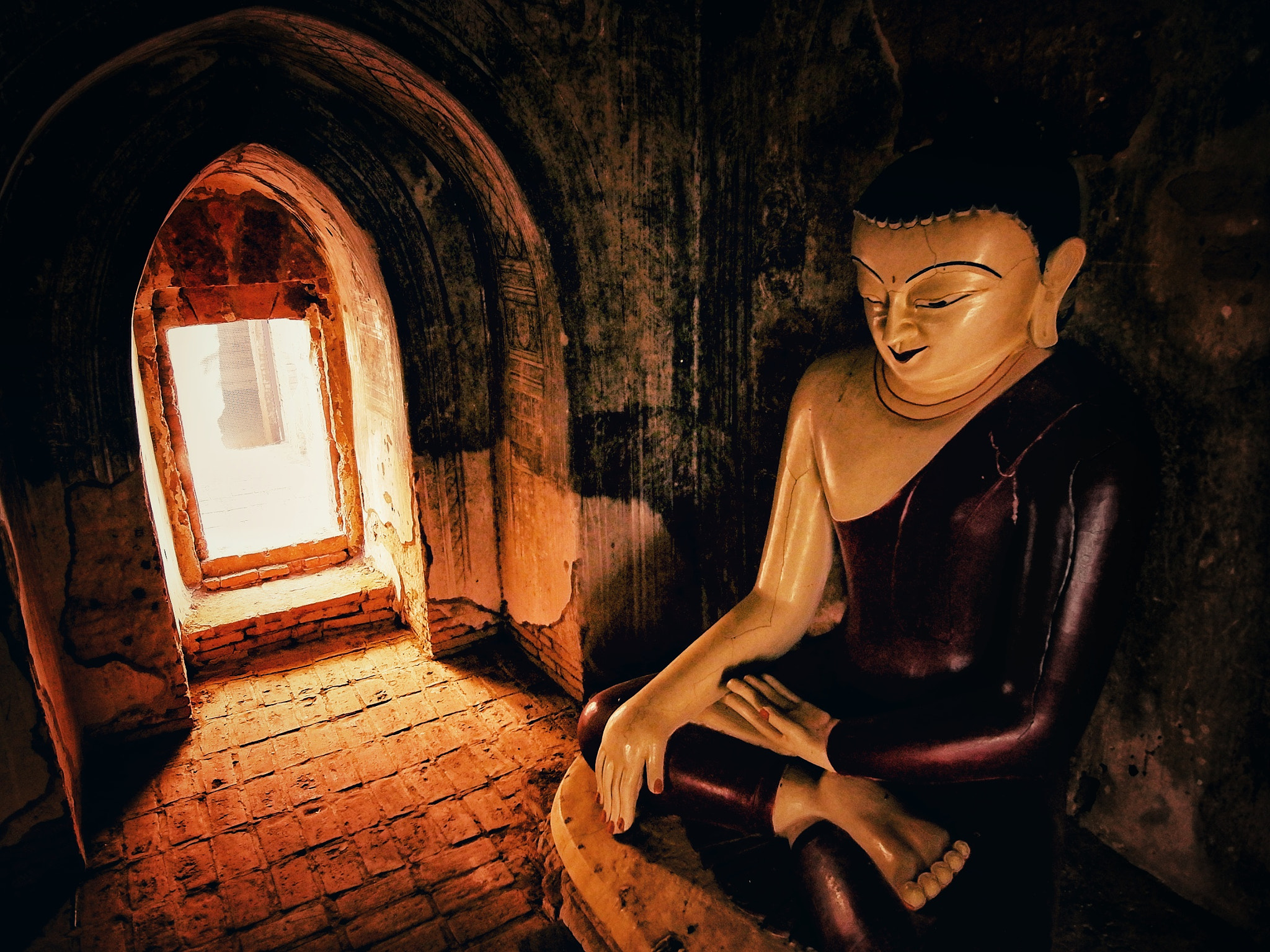 YI TECHNOLOGY M1 sample photo. Good place for meditation photography