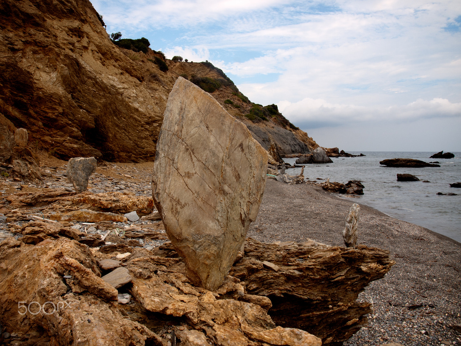 Olympus E-520 (EVOLT E-520) + OLYMPUS 14-42mm Lens sample photo. Rock iii photography
