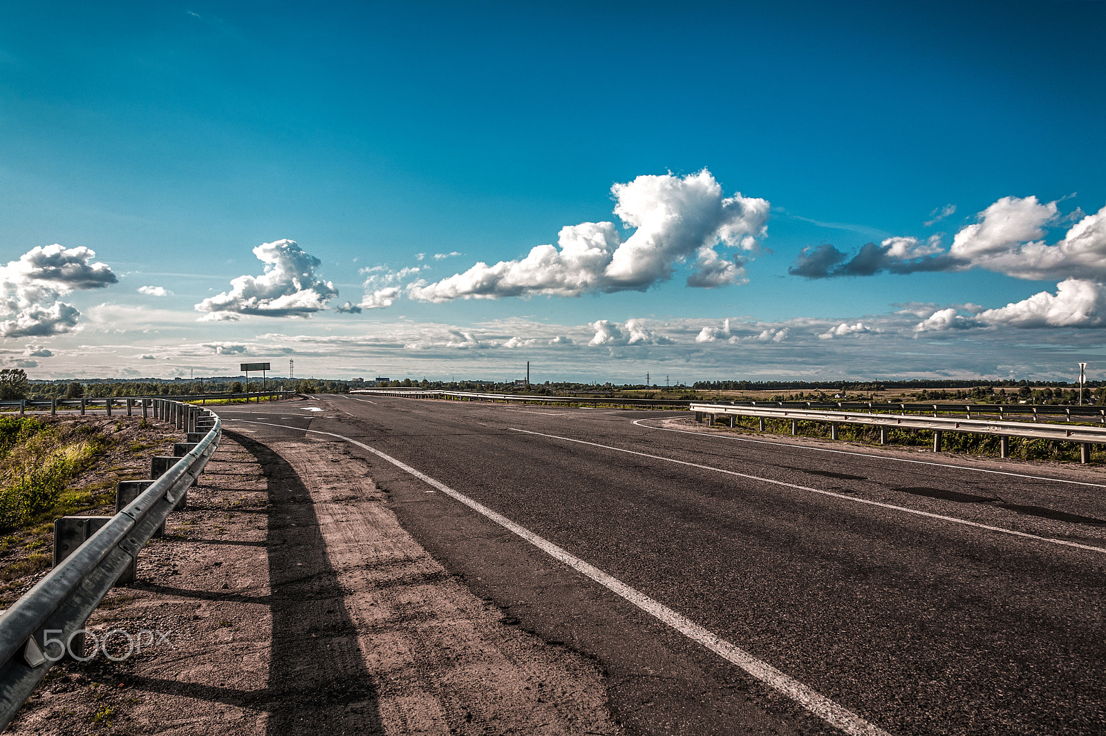 Canon EOS 5D sample photo. Empty summer road photography
