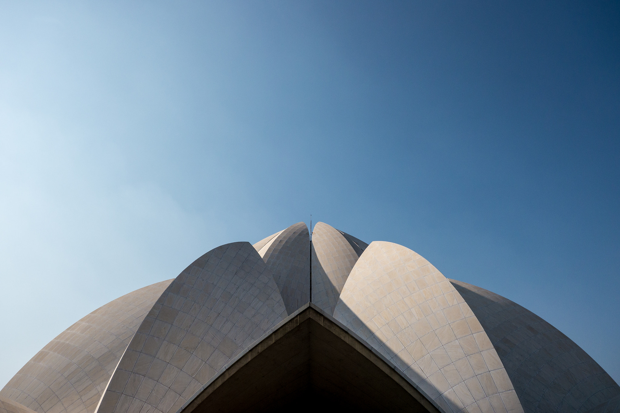 Panasonic Lumix DMC-G5 sample photo. Lotus temple photography