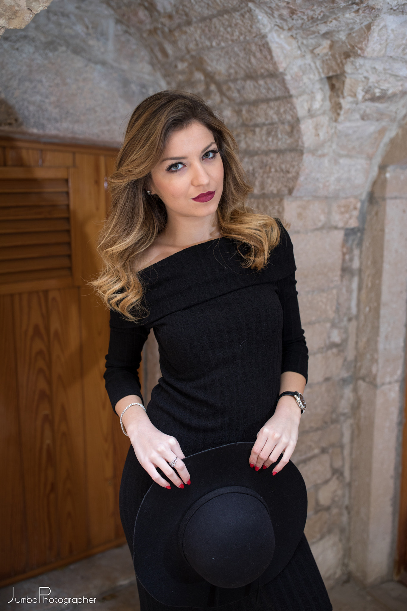Canon EF 35mm F1.4L II USM sample photo. Ivana photography