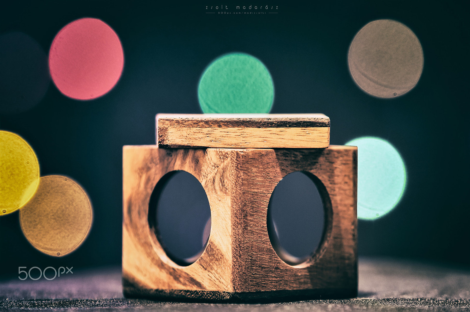 Canon EF 70-200mm F2.8L IS USM sample photo. Cube with bokeh photography